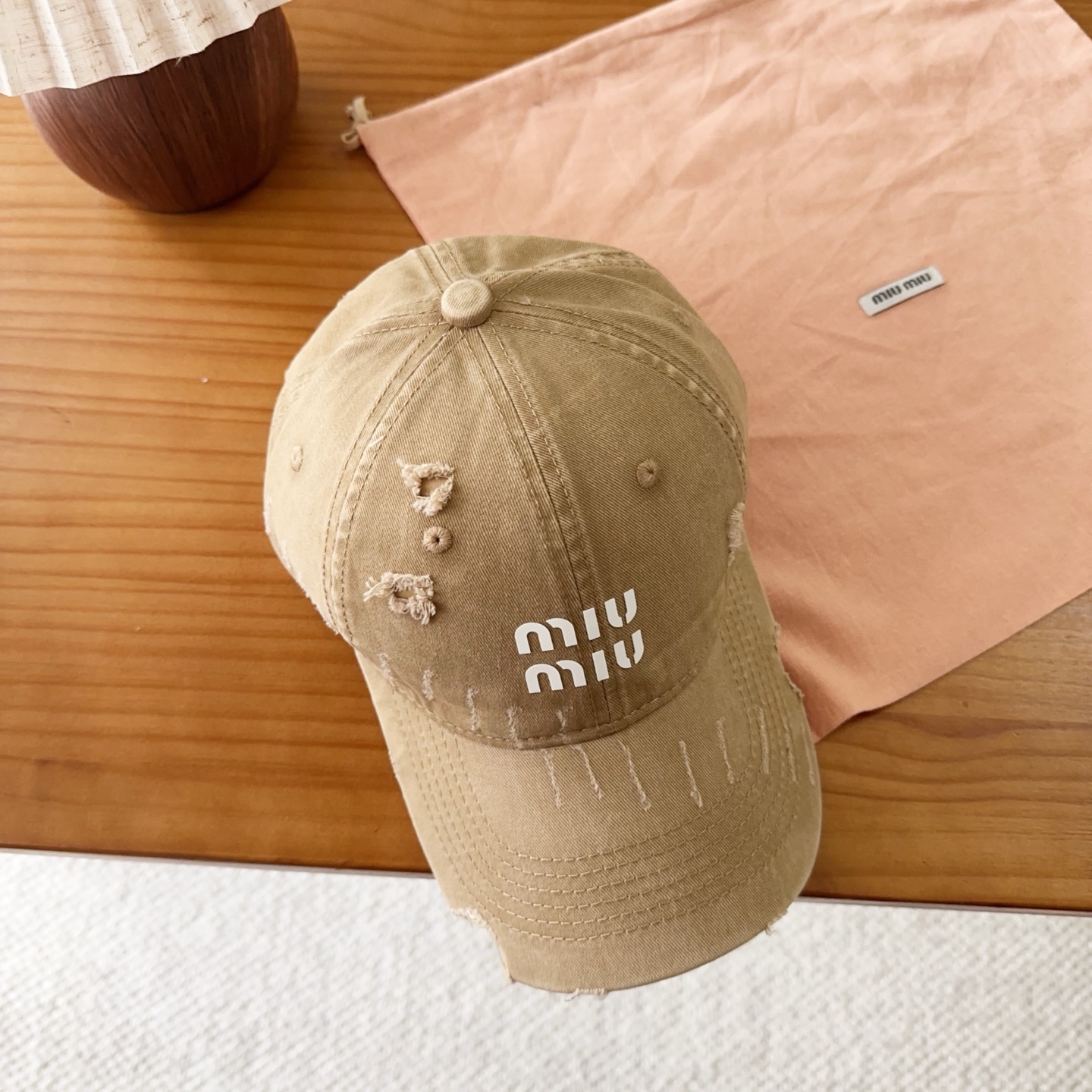miumiu 缪缪春季新品棒球帽 原单正品开模订制，原版做工细致质量超赞！