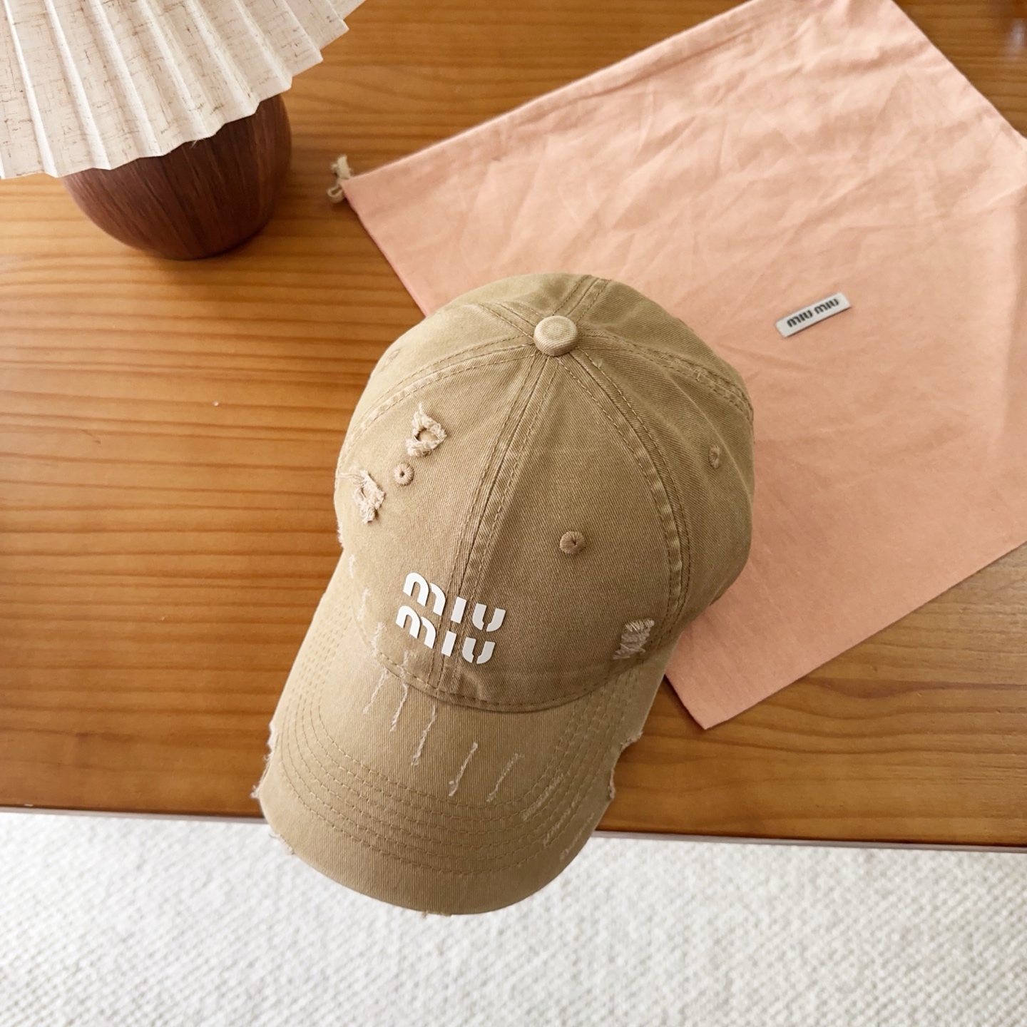 miumiu 缪缪春季新品棒球帽 原单正品开模订制，原版做工细致质量超赞！