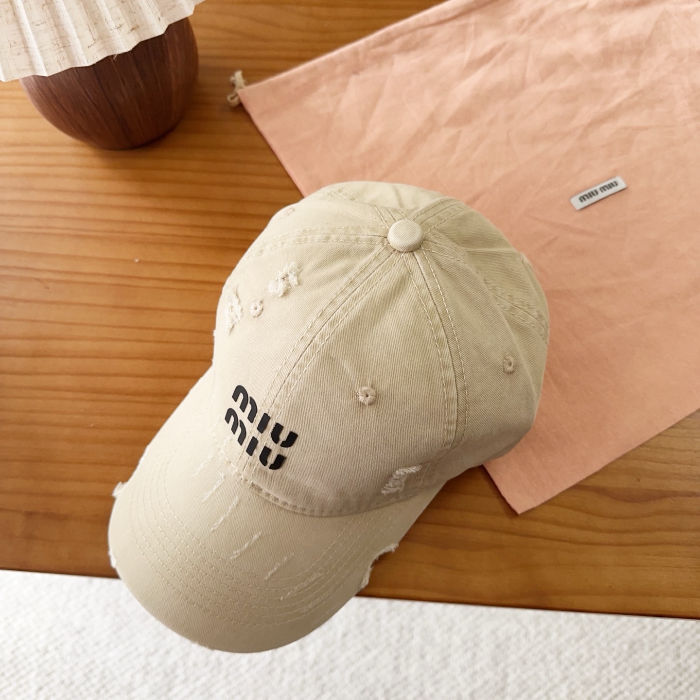 miumiu 缪缪春季新品棒球帽 原单正品开模订制，原版做工细致质量超赞！
