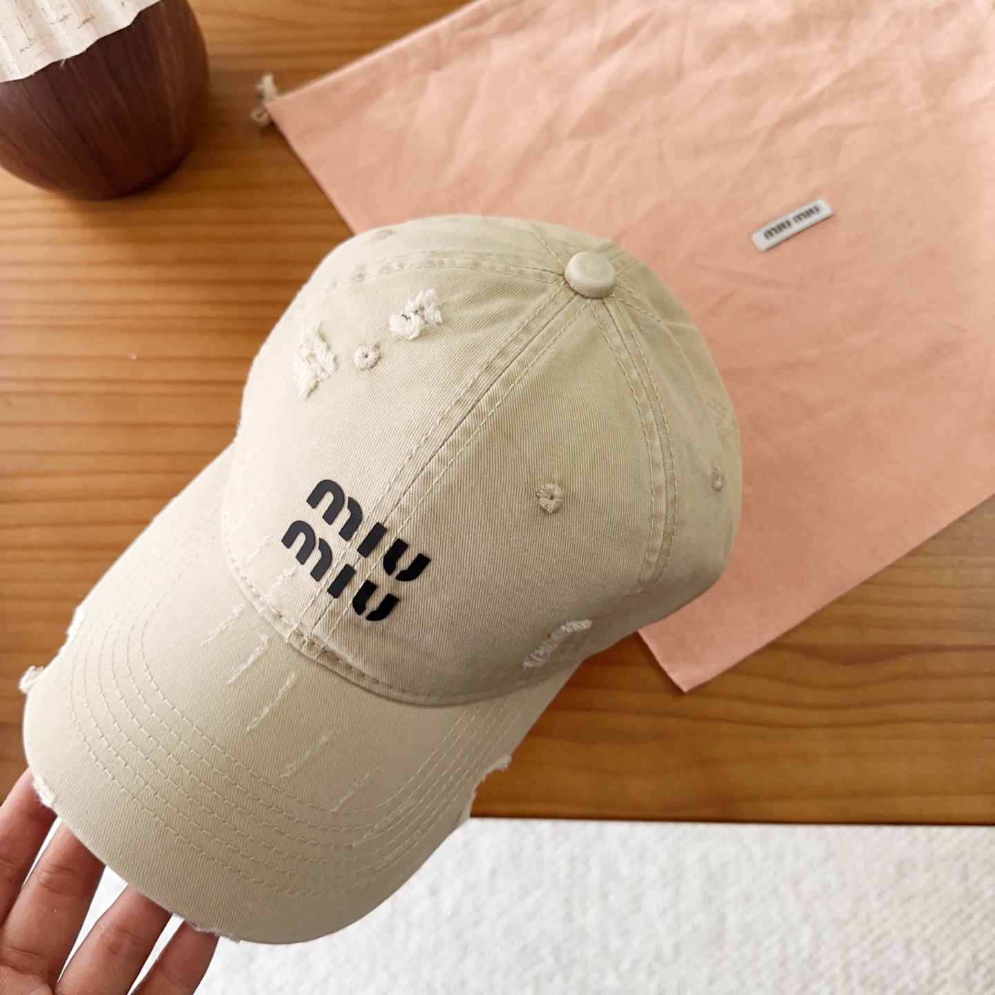 miumiu 缪缪春季新品棒球帽 原单正品开模订制，原版做工细致质量超赞！