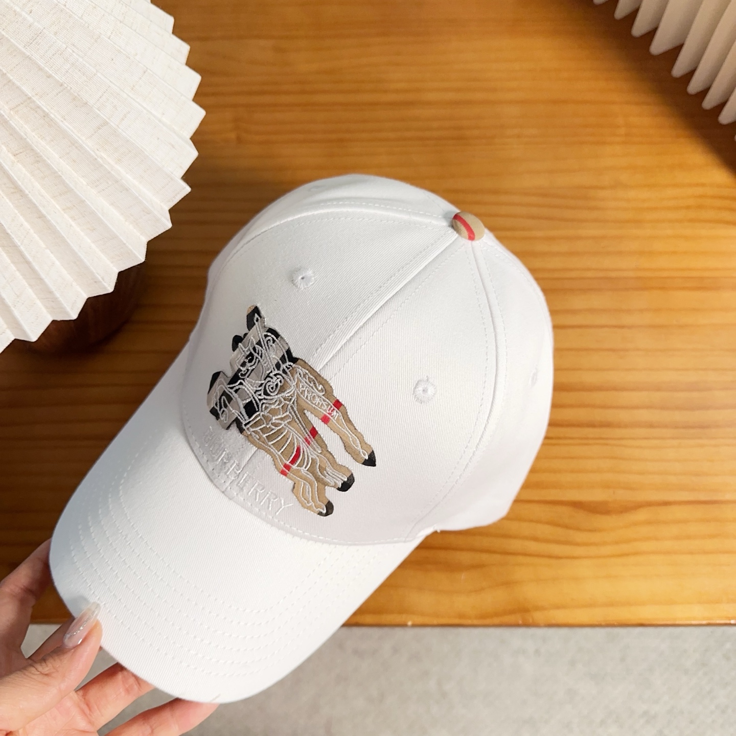 巴宝莉BURBERRY】🌸官网同步上线🎊 韩版新款英伦风定制款1:1原单品质 男女通用棒球帽 美邦工艺棉