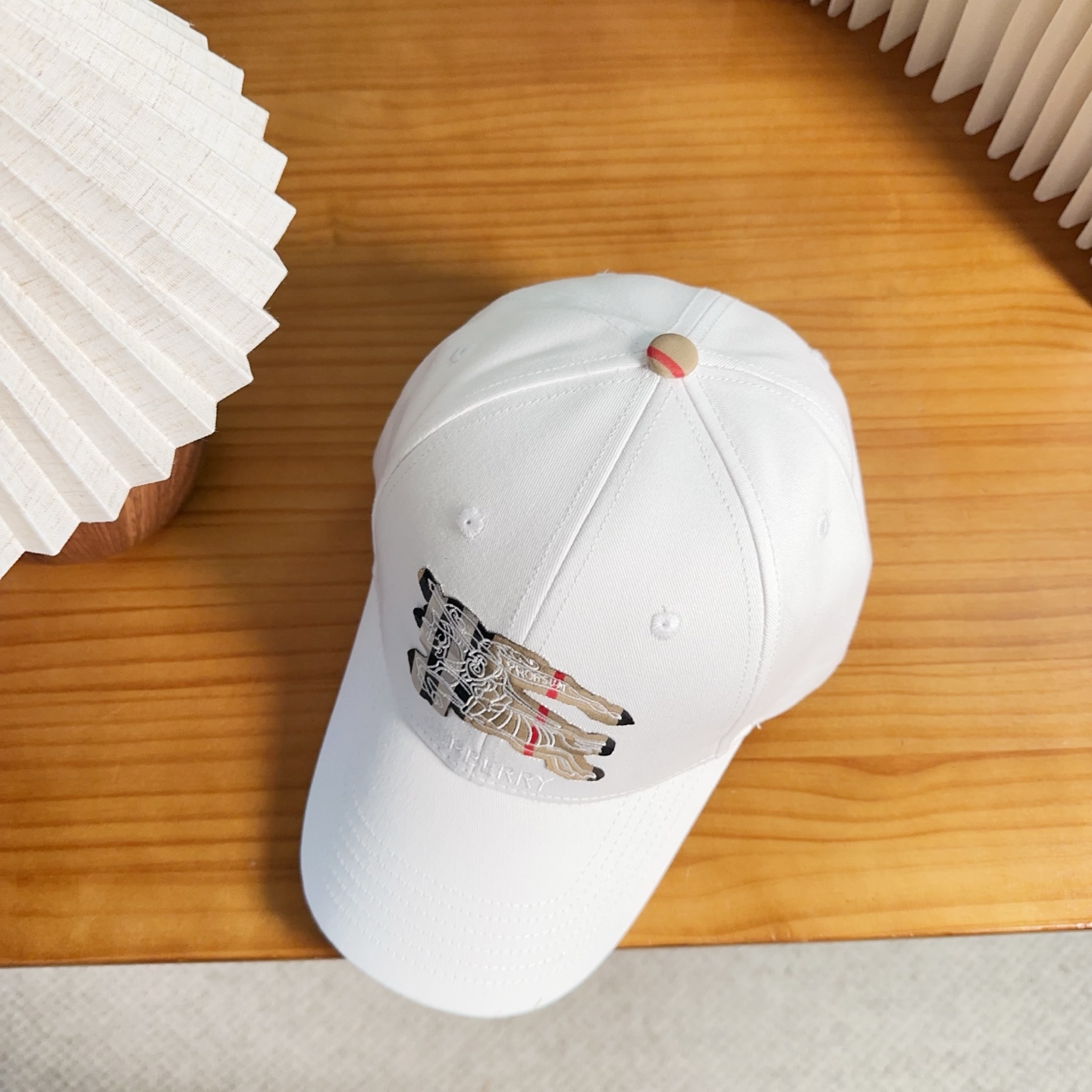 巴宝莉BURBERRY】🌸官网同步上线🎊 韩版新款英伦风定制款1:1原单品质 男女通用棒球帽 美邦工艺棉