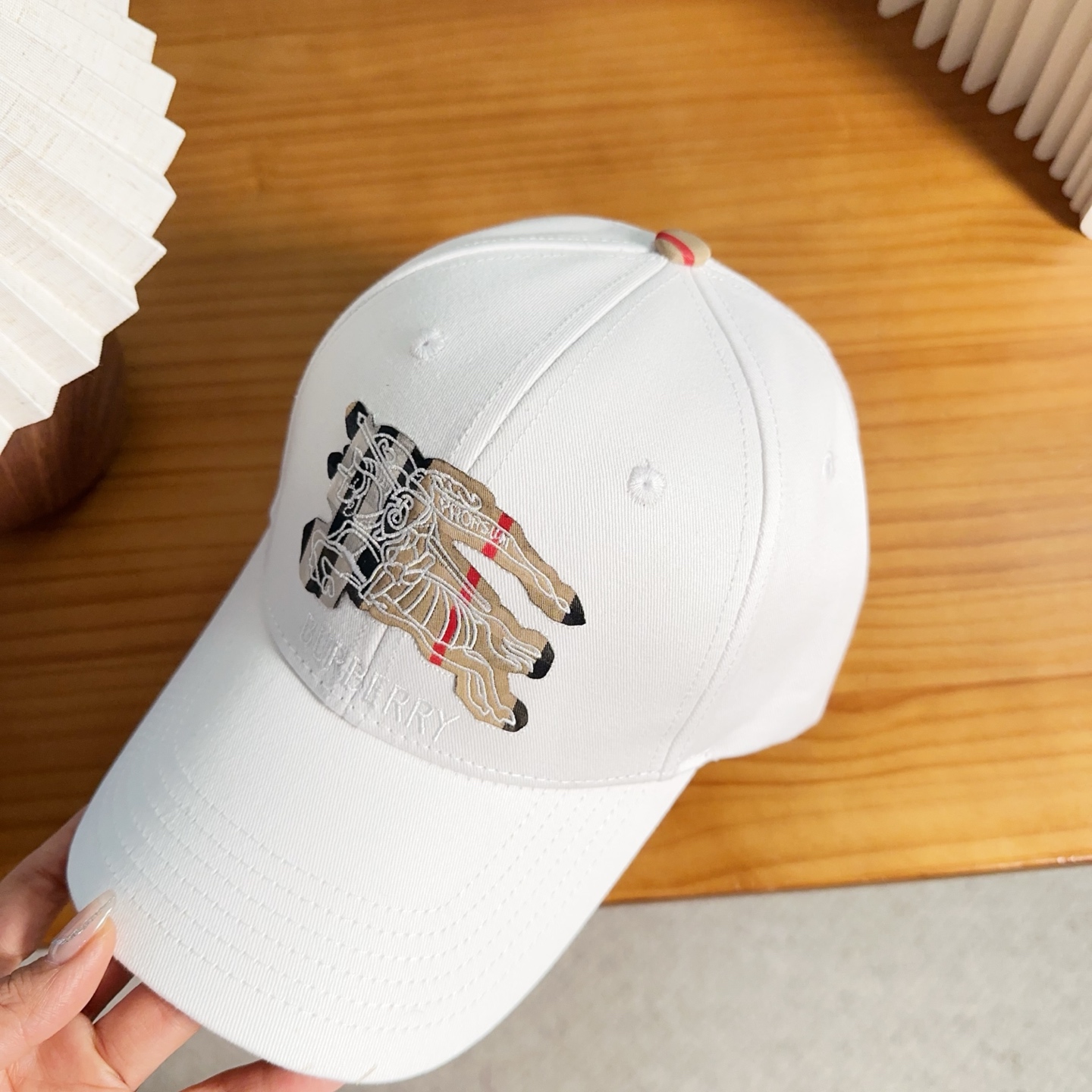 巴宝莉BURBERRY】🌸官网同步上线🎊 韩版新款英伦风定制款1:1原单品质 男女通用棒球帽 美邦工艺棉
