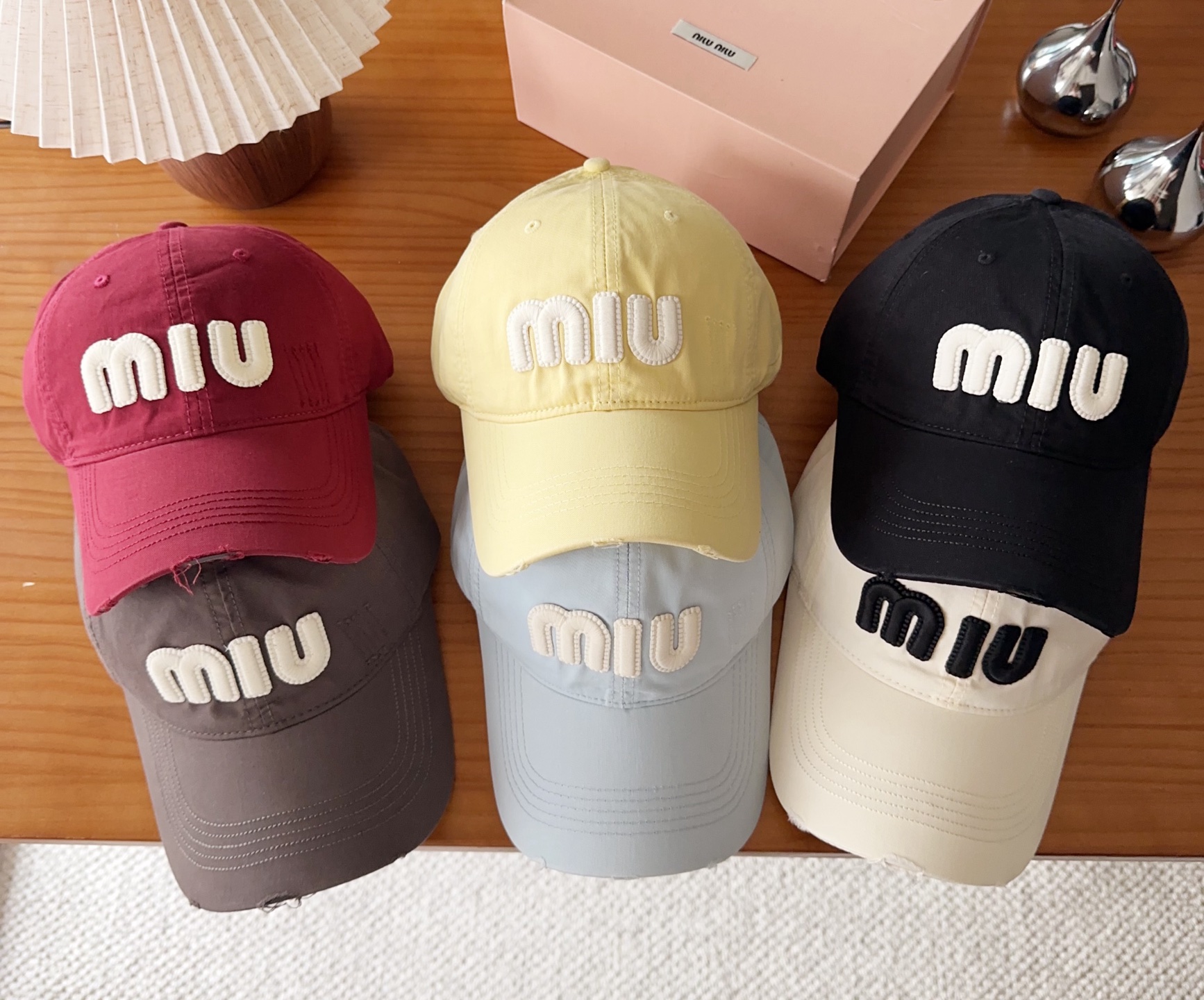 miumiu 缪缪 新款棒球帽，大牌同步，超好搭配，出货！