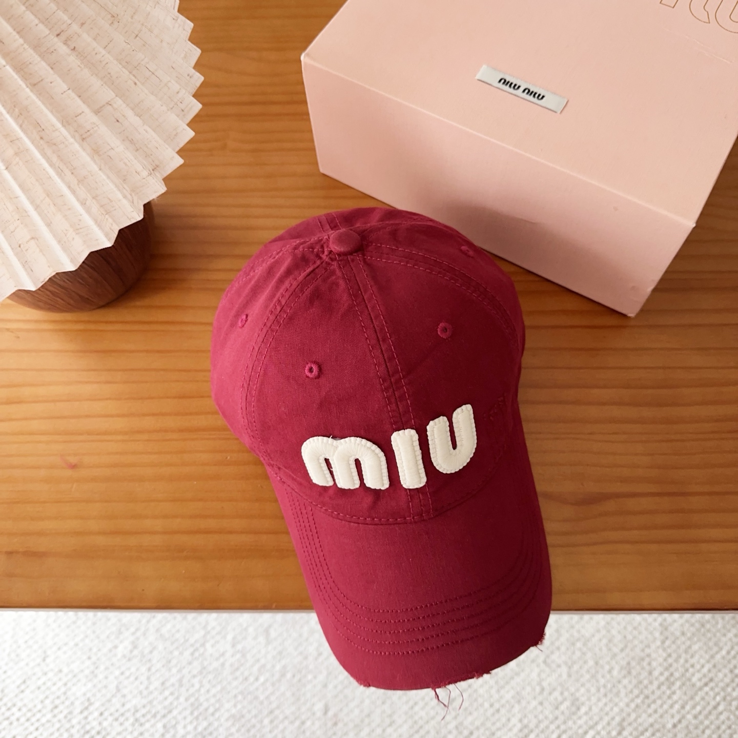miumiu 缪缪 新款棒球帽，大牌同步，超好搭配，出货！