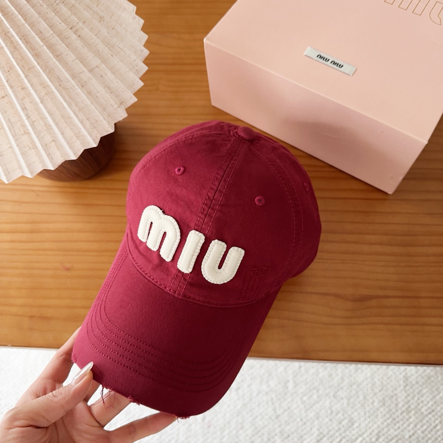 miumiu 缪缪 新款棒球帽，大牌同步，超好搭配，出货！