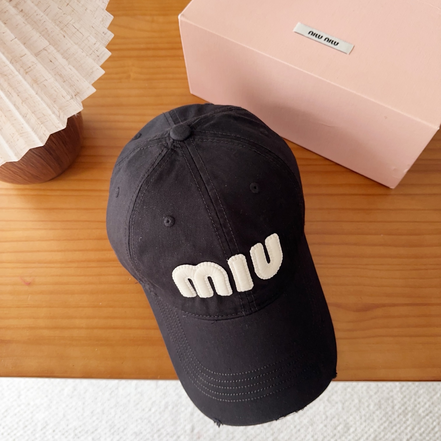 miumiu 缪缪 新款棒球帽，大牌同步，超好搭配，出货！