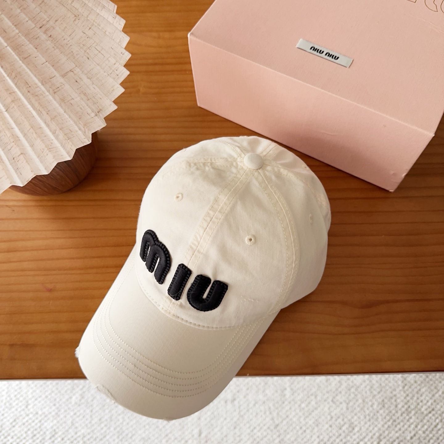 miumiu 缪缪 新款棒球帽，大牌同步，超好搭配，出货！