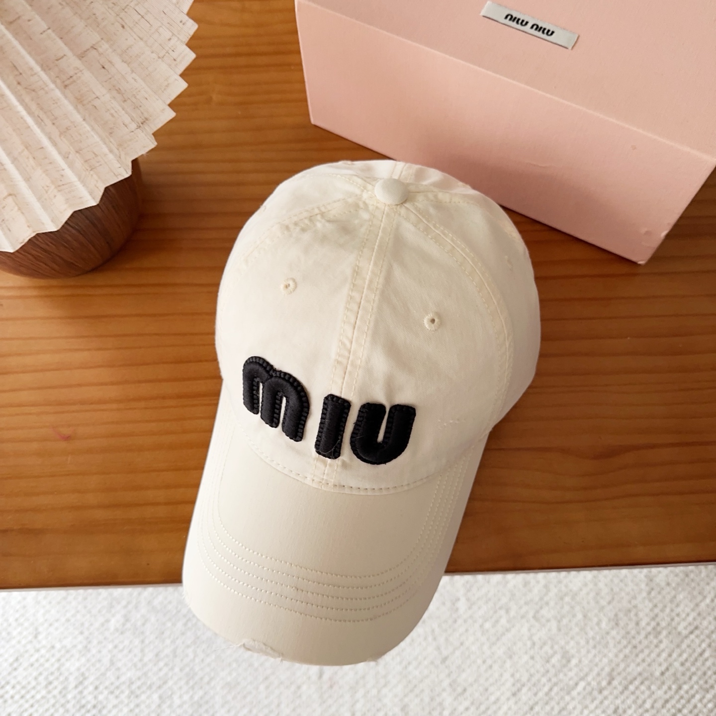 miumiu 缪缪 新款棒球帽，大牌同步，超好搭配，出货！
