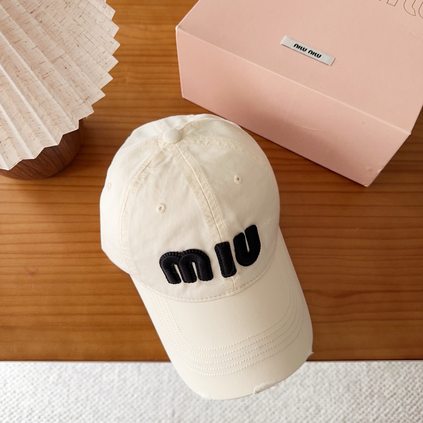 miumiu 缪缪 新款棒球帽，大牌同步，超好搭配，出货！