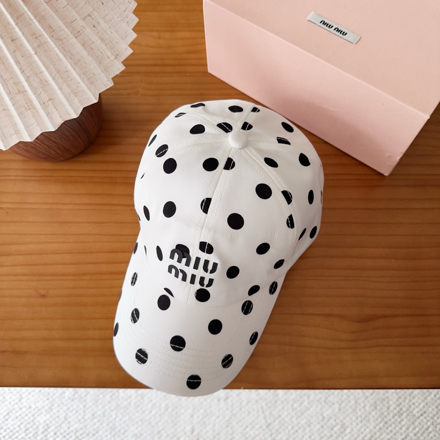 miumiu 缪缪 新款棒球帽，大牌同步，超好搭配，出货！
