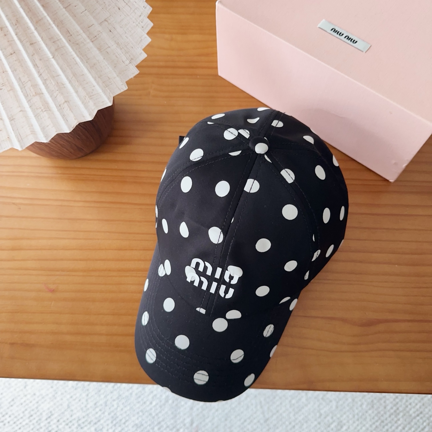 miumiu 缪缪 新款棒球帽，大牌同步，超好搭配，出货！