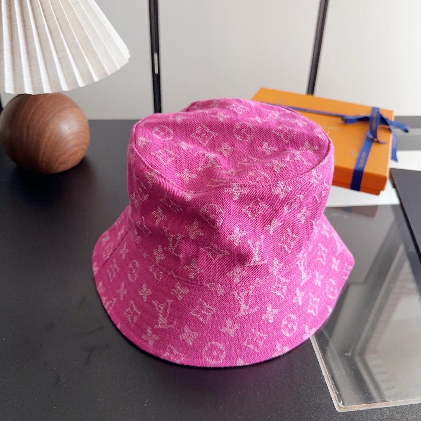 NO:765977,LV Louis Vuitton bucket hat, light and breathable. Perfect fit, exclusive real-life shooting, hats suitable for men and women, straw hats, bucket hats, baseball caps, hats, louis vuitton, louis vuitton, espadrilles, hats19860909LV路易威登渔夫帽 轻盈透气.完美版型,独家实物拍摄,男女适用帽子草帽渔夫帽棒球帽,帽子,louis vuitton,louis vuitton,espadrilles,hats,hat