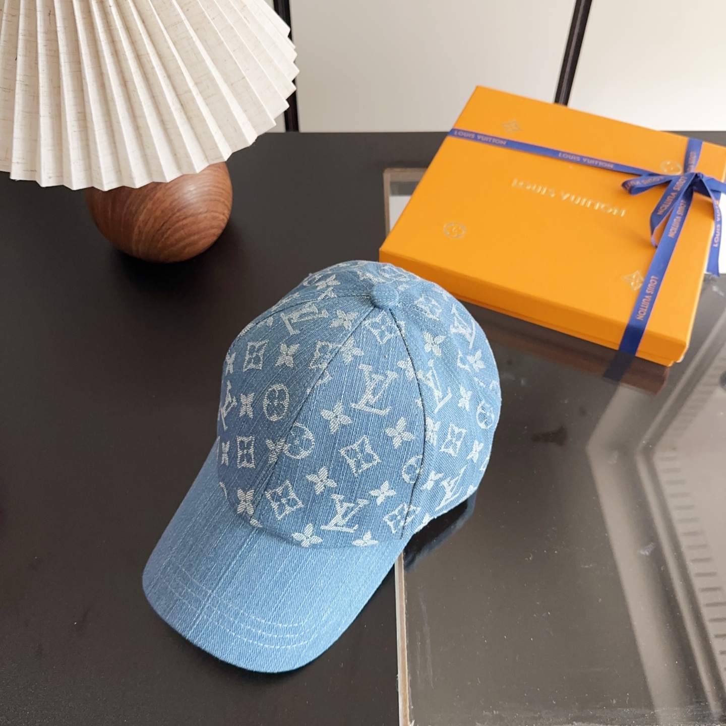NO:765951,LV Louis Vuitton baseball cap, light and breathable. Perfect fit, exclusive physical shooting, suitable for men and women, straw hat, fisherman hat, baseball cap, hat, louis vuitton, louis vuitton, espadrilles, hats19860909LV路易威登棒球帽 轻盈透气.完美版型,独家实物拍摄,男女适用帽子草帽渔夫帽棒球帽,帽子,louis vuitton,louis vuitton,espadrilles,hats,hat