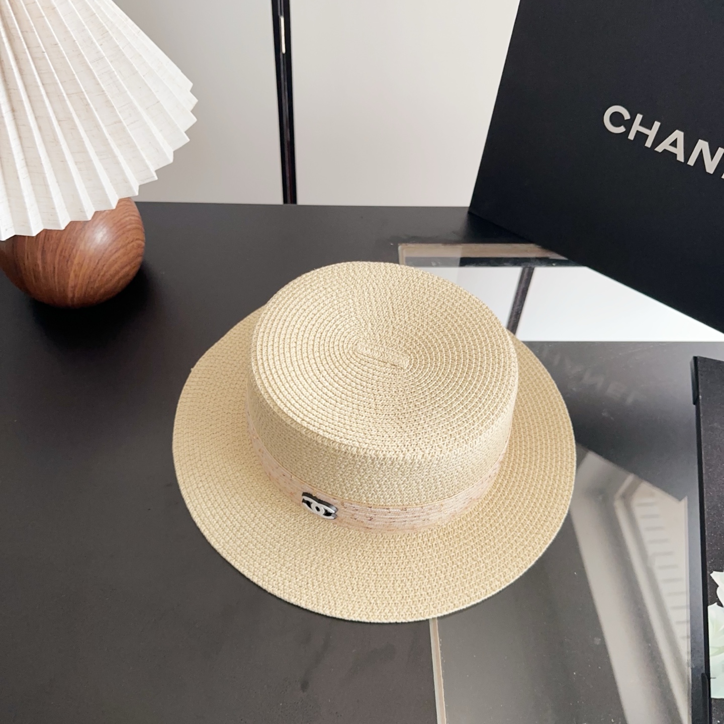 NO:765944,CHANEL Chanel 2026 new flat-top straw hat is the first choice for the seaside in summer ~ Made of new materials ~ perfect texture hat straw hat fisherman hat baseball cap, hat, chanel, chanel, espadrilles, hats19860909CHANEL香奈儿 2026新款平顶草帽 夏天海边首选～ 新款材质编织而成～质感满分帽子草帽渔夫帽棒球帽,帽子,chanel,chanel,espadrilles,hats,hat