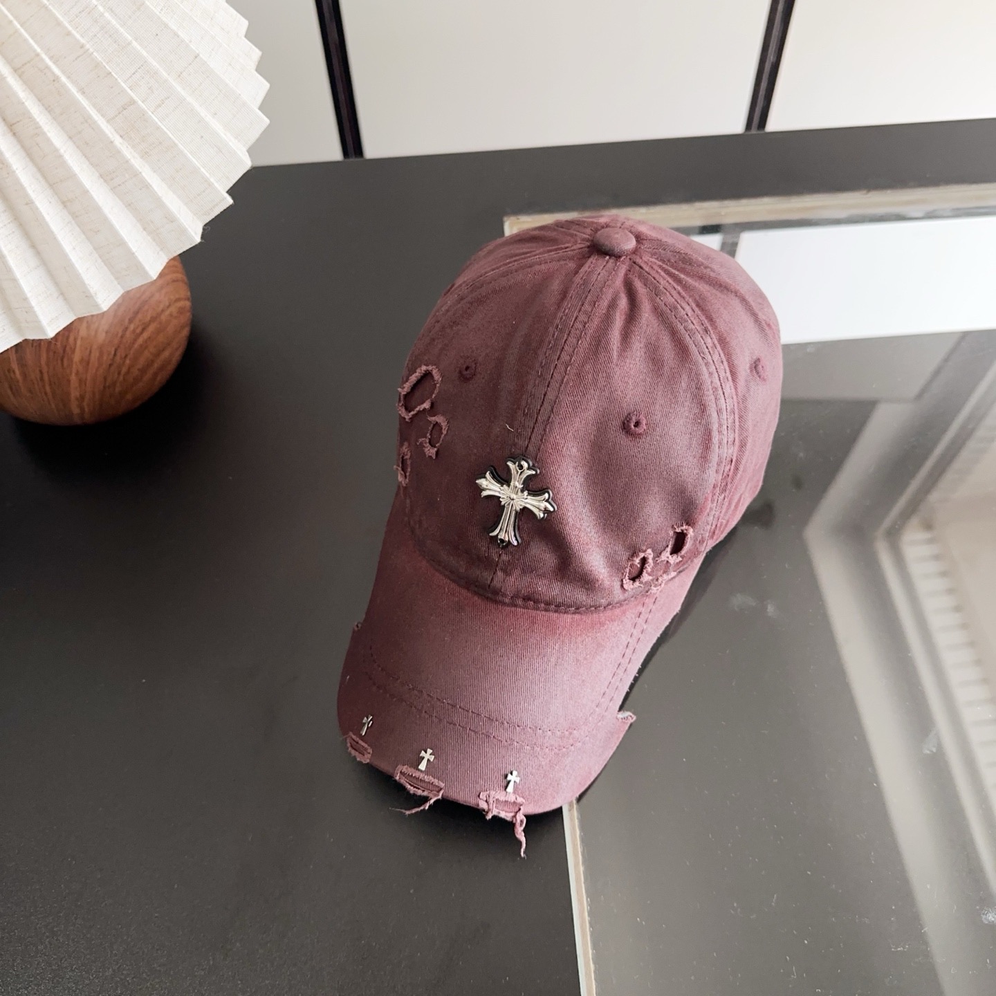 Chrome Hearts 克罗心💓早春韩版时尚复古做旧破洞帽子磨损设计百搭棒球帽鸭舌帽