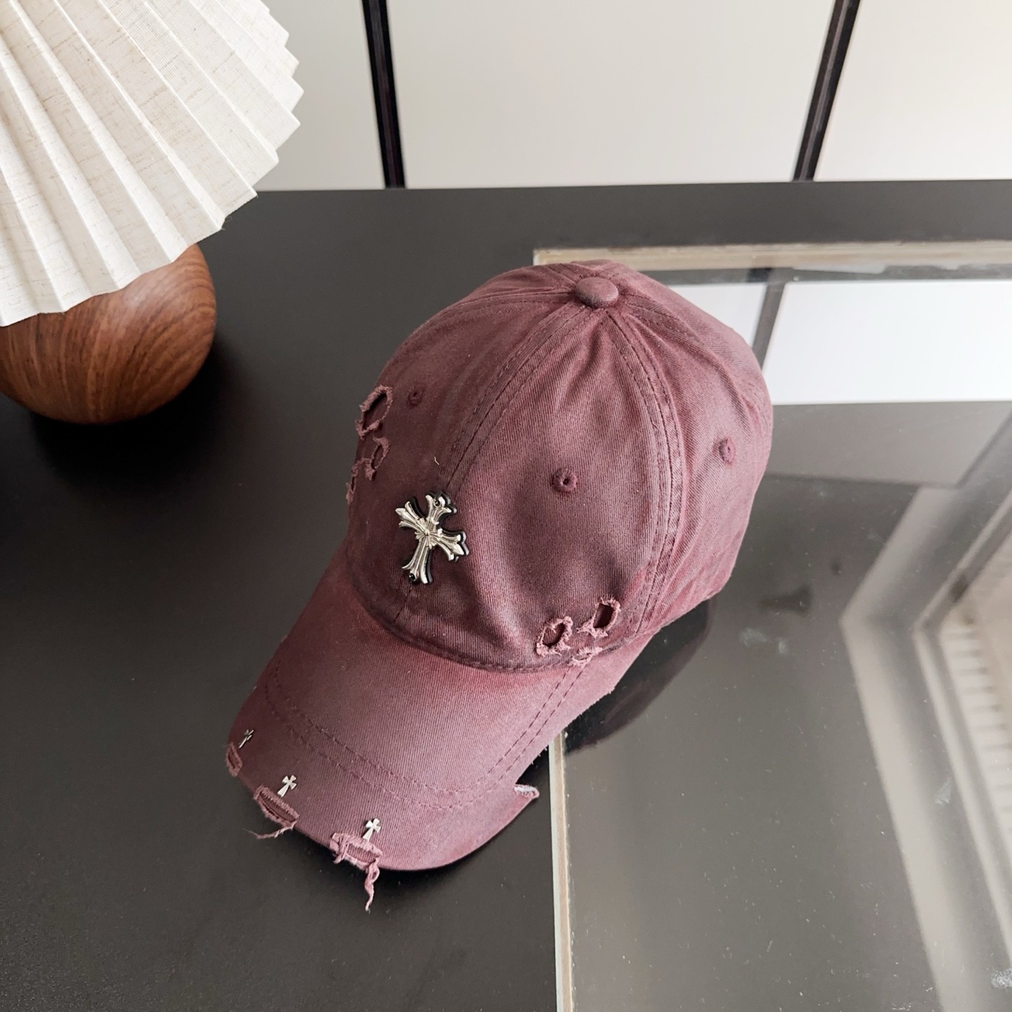 Chrome Hearts 克罗心💓早春韩版时尚复古做旧破洞帽子磨损设计百搭棒球帽鸭舌帽