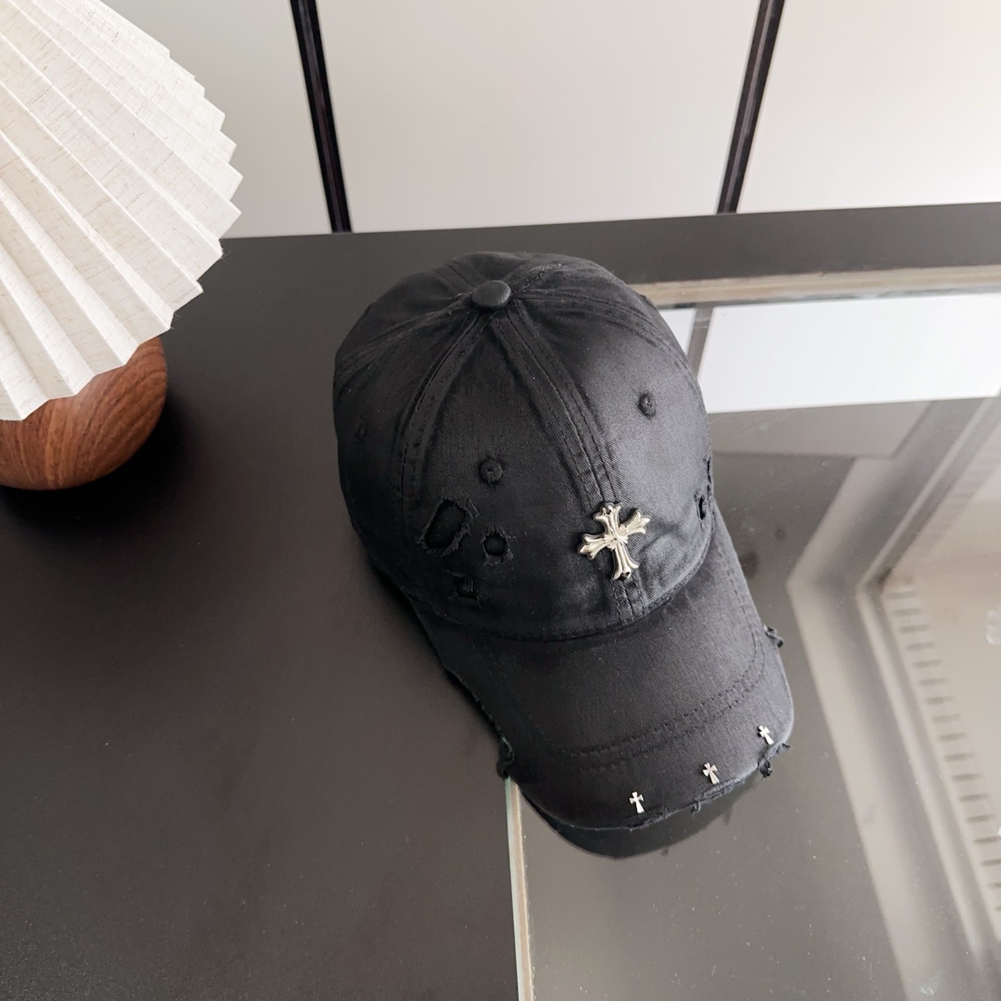 Chrome Hearts 克罗心💓早春韩版时尚复古做旧破洞帽子磨损设计百搭棒球帽鸭舌帽