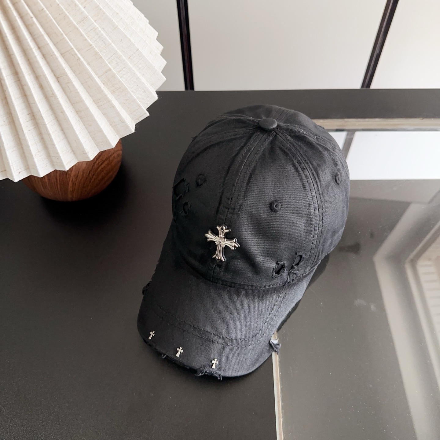 Chrome Hearts 克罗心💓早春韩版时尚复古做旧破洞帽子磨损设计百搭棒球帽鸭舌帽