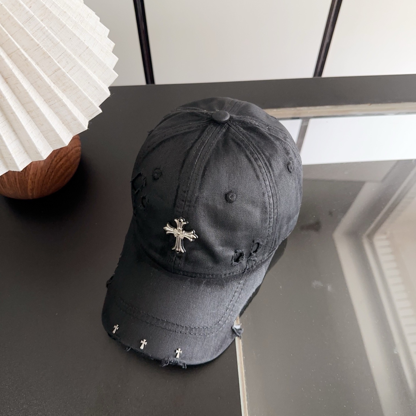Chrome Hearts 克罗心💓早春韩版时尚复古做旧破洞帽子磨损设计百搭棒球帽鸭舌帽