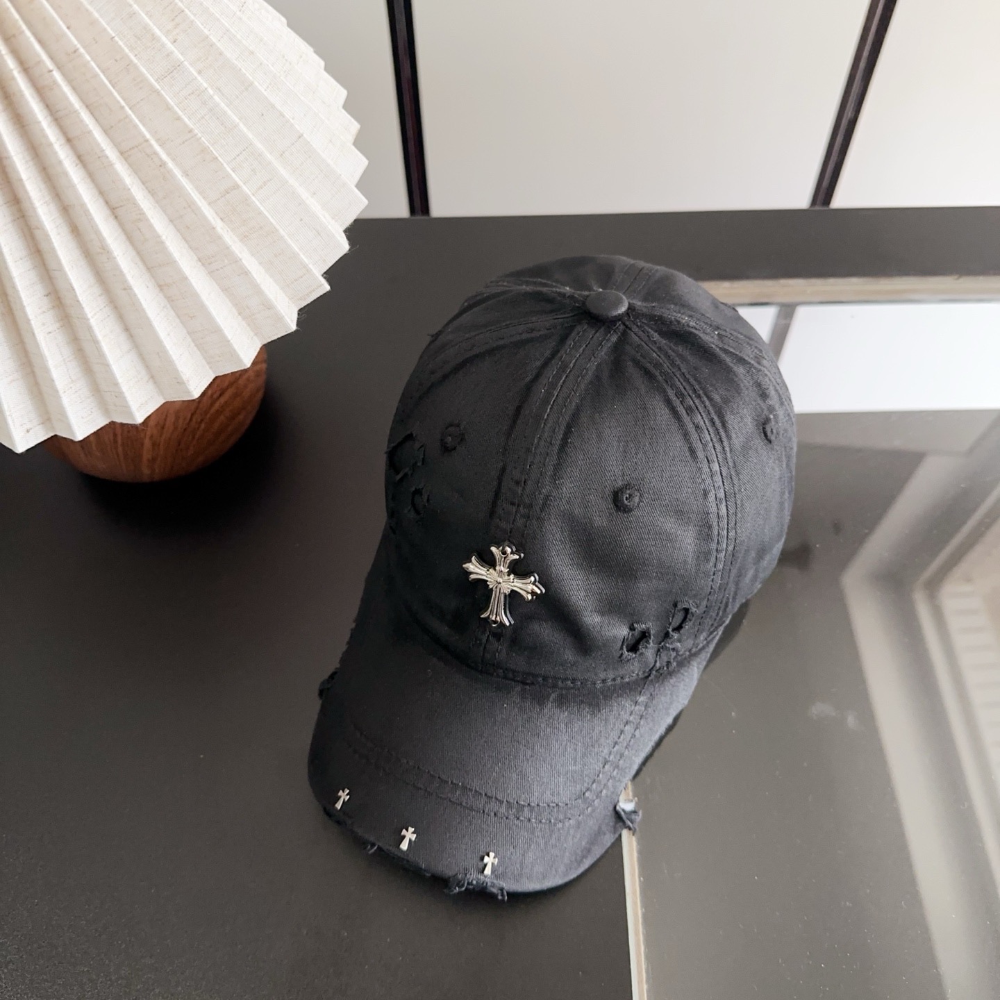 Chrome Hearts 克罗心💓早春韩版时尚复古做旧破洞帽子磨损设计百搭棒球帽鸭舌帽