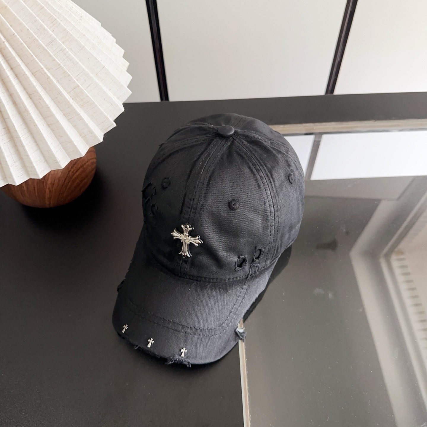 Chrome Hearts 克罗心💓早春韩版时尚复古做旧破洞帽子磨损设计百搭棒球帽鸭舌帽