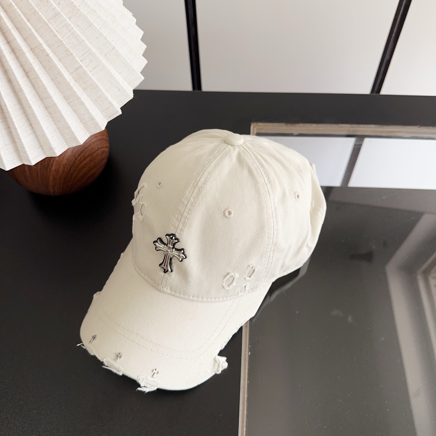 Chrome Hearts 克罗心💓早春韩版时尚复古做旧破洞帽子磨损设计百搭棒球帽鸭舌帽