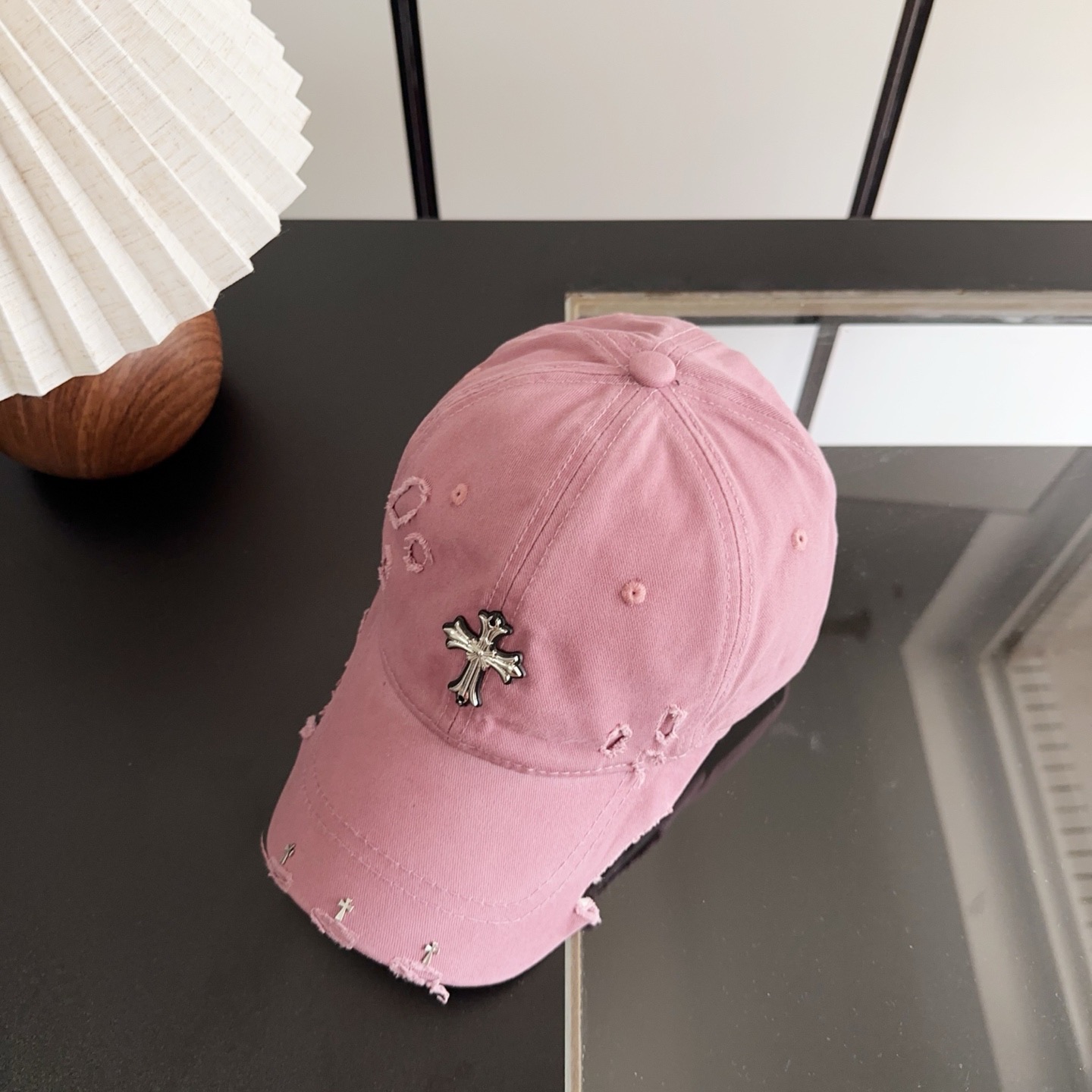 Chrome Hearts 克罗心💓早春韩版时尚复古做旧破洞帽子磨损设计百搭棒球帽鸭舌帽