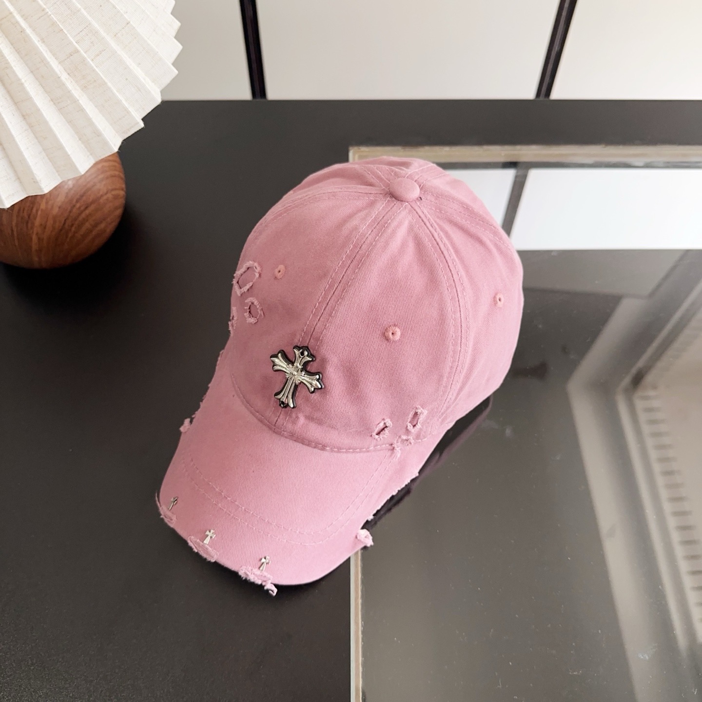 Chrome Hearts 克罗心💓早春韩版时尚复古做旧破洞帽子磨损设计百搭棒球帽鸭舌帽