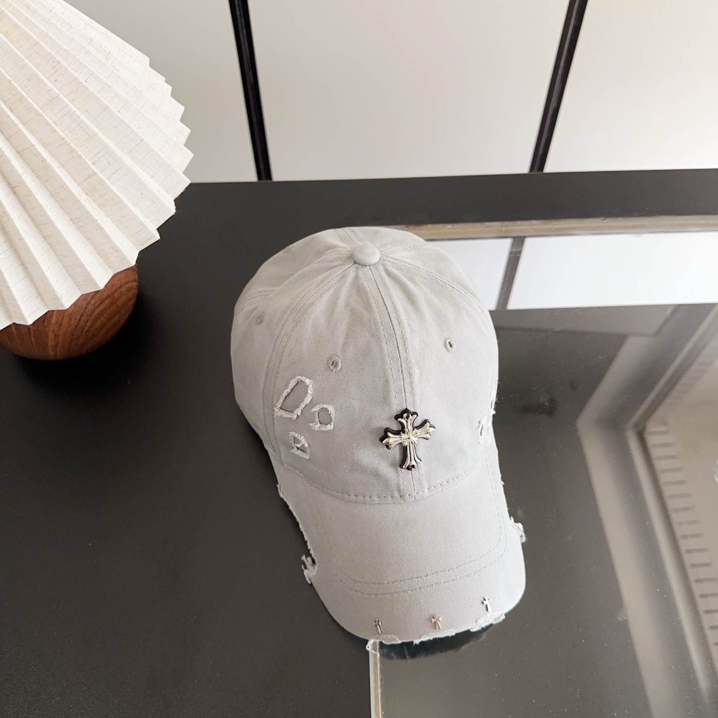 Chrome Hearts 克罗心💓早春韩版时尚复古做旧破洞帽子磨损设计百搭棒球帽鸭舌帽