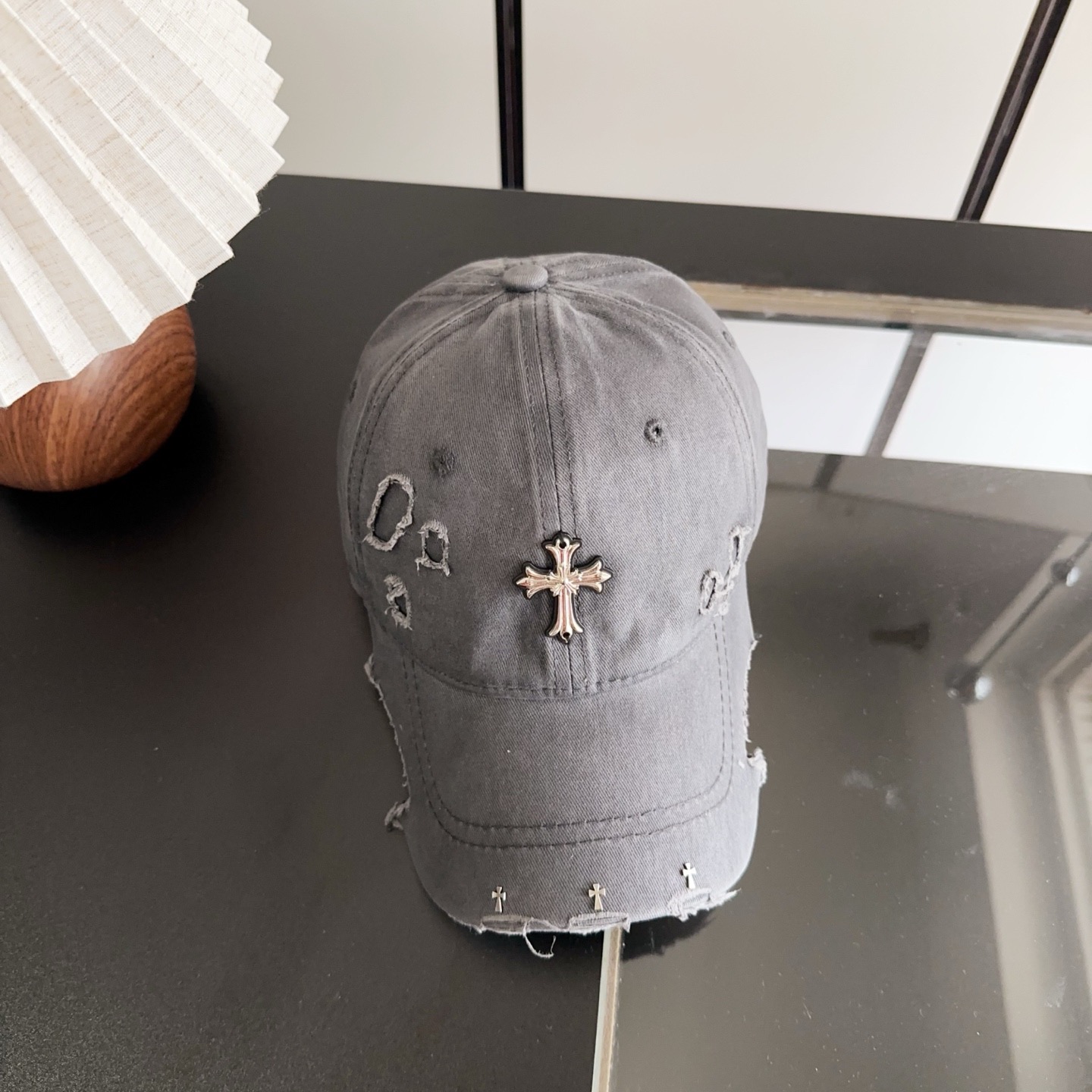 Chrome Hearts 克罗心💓早春韩版时尚复古做旧破洞帽子磨损设计百搭棒球帽鸭舌帽