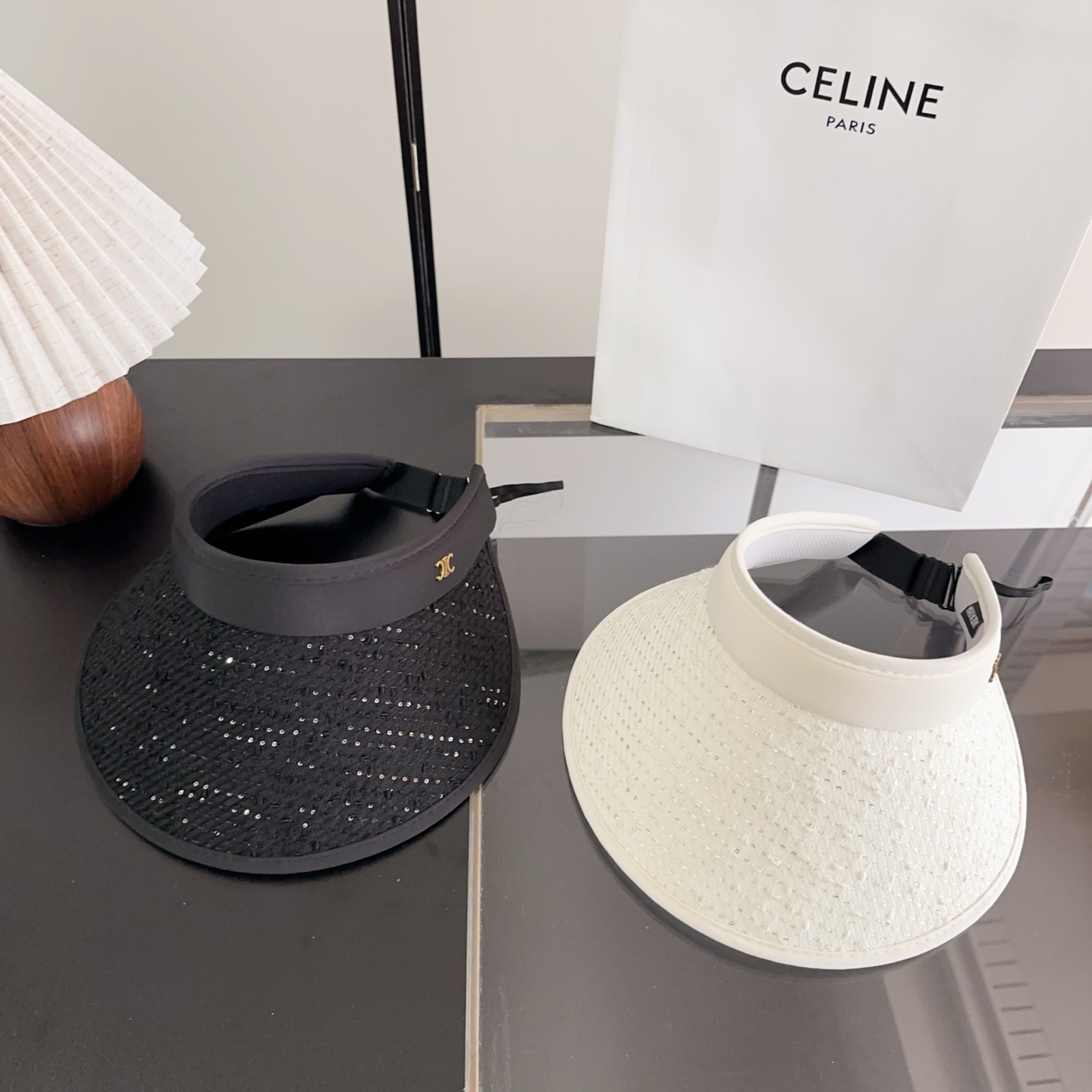 Celin*最新遮阳空顶帽 帽型真的绝绝子❗️❗️强烈推荐的一款 简单百搭头发扎个半高马尾 元气少女的感