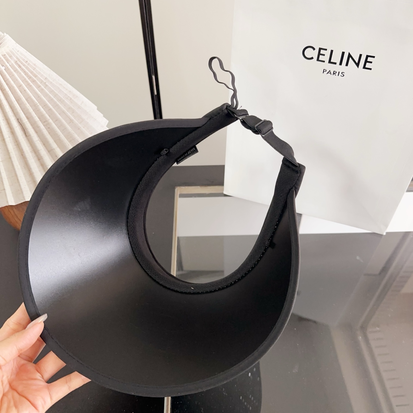 Celin*最新遮阳空顶帽 帽型真的绝绝子❗️❗️强烈推荐的一款 简单百搭头发扎个半高马尾 元气少女的感
