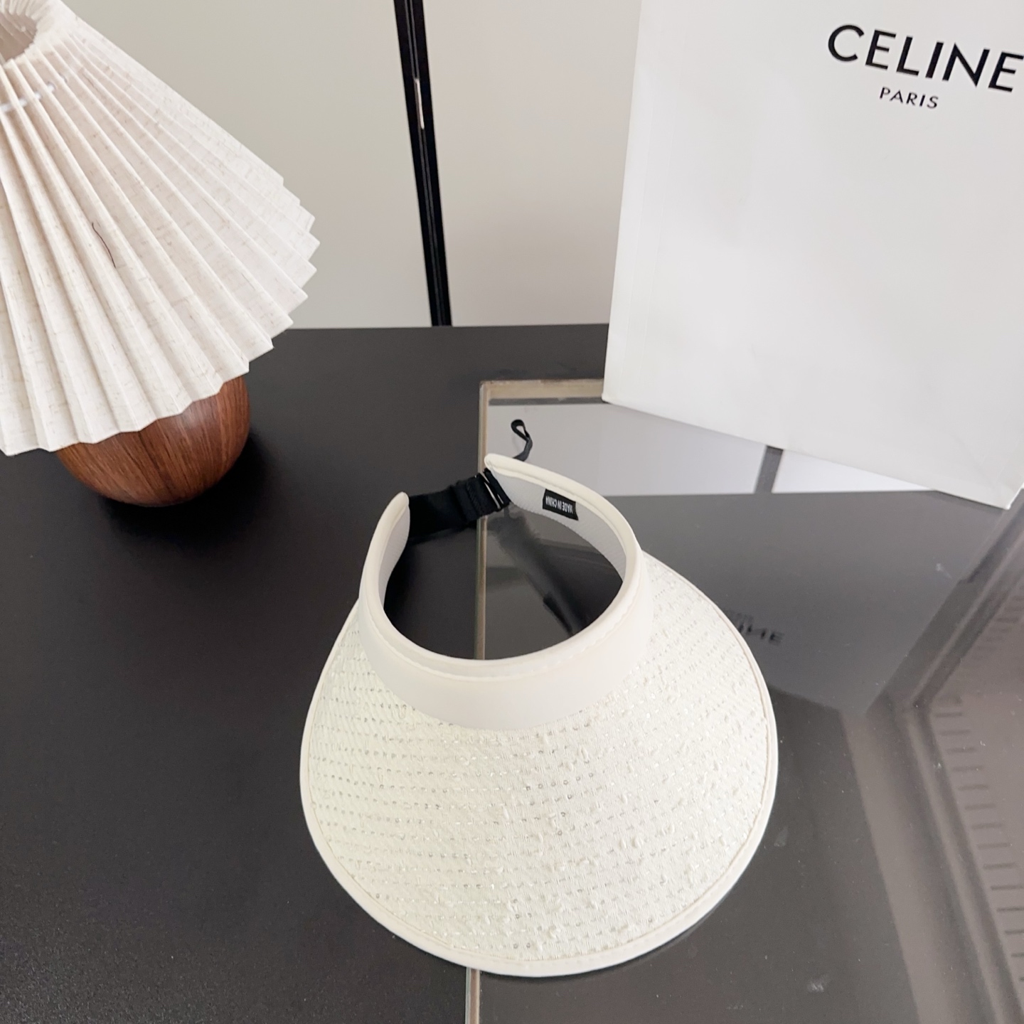Celin*最新遮阳空顶帽 帽型真的绝绝子❗️❗️强烈推荐的一款 简单百搭头发扎个半高马尾 元气少女的感