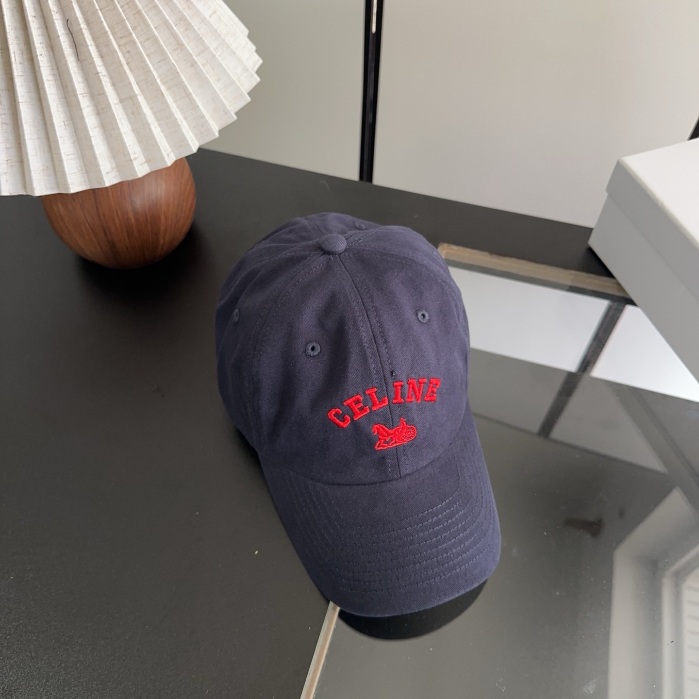 CELIN*·赛琳ss新款凯旋门绣花棒球帽🧢帽型完全按照定做。凯旋门图案章仔区别市面版本，大小及圈圈毛质