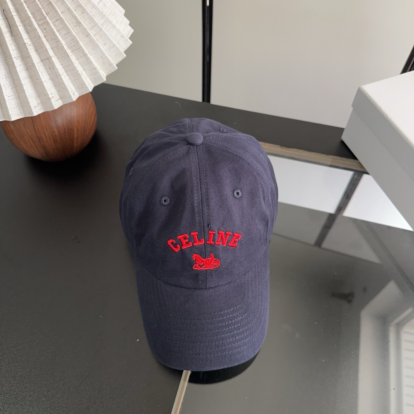 CELIN*·赛琳ss新款凯旋门绣花棒球帽🧢帽型完全按照定做。凯旋门图案章仔区别市面版本，大小及圈圈毛质