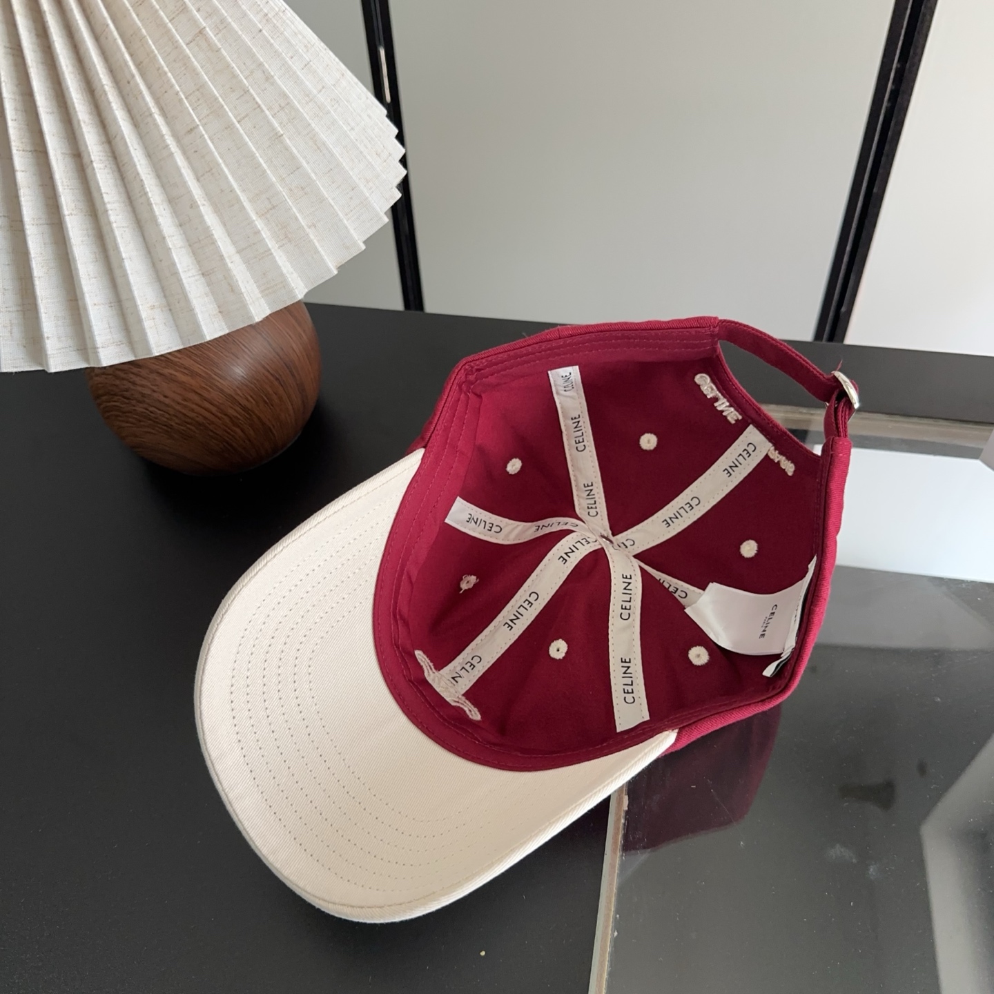 CELIN*·赛琳ss新款凯旋门绣花棒球帽🧢帽型完全按照定做。凯旋门图案章仔区别市面版本，大小及圈圈毛质