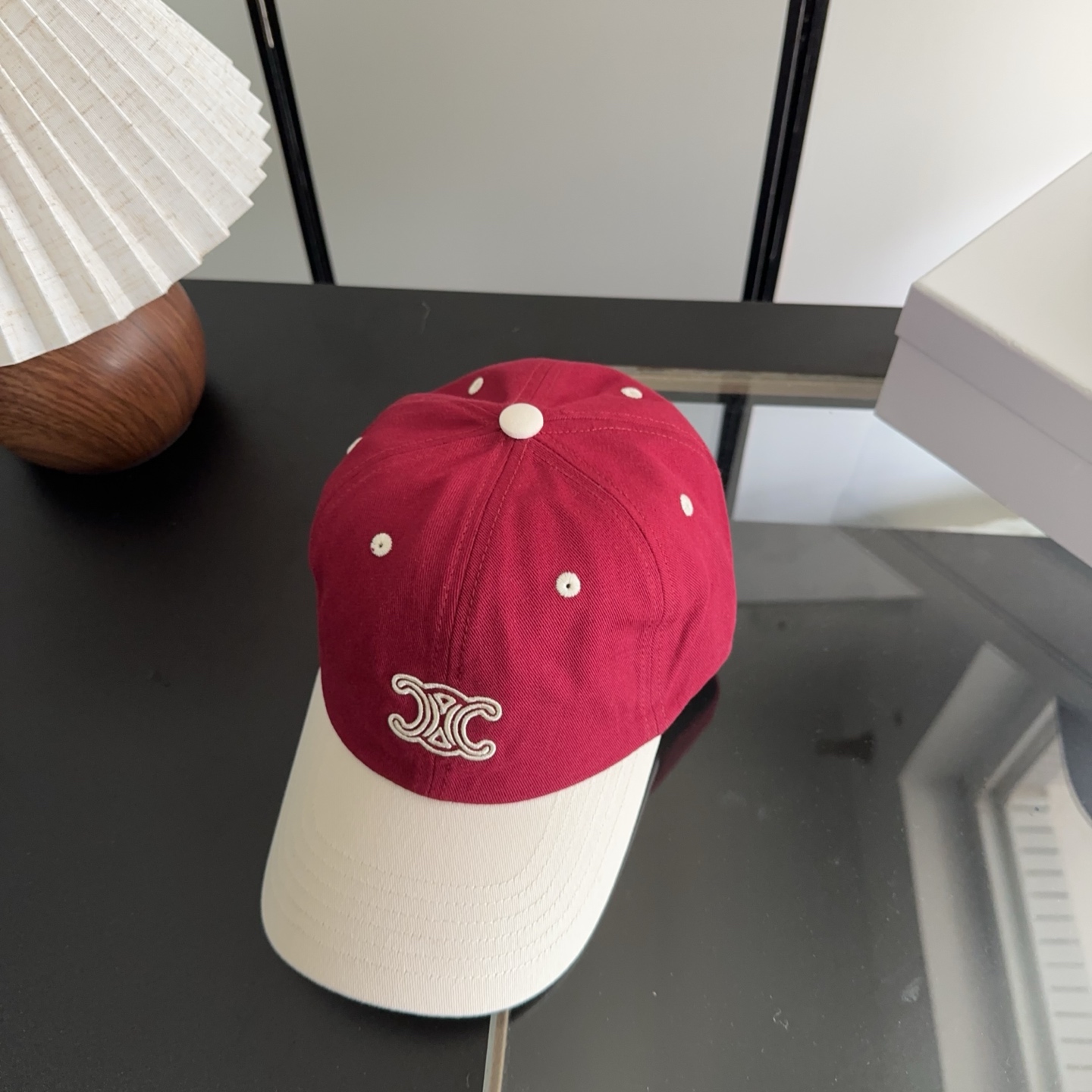 CELIN*·赛琳ss新款凯旋门绣花棒球帽🧢帽型完全按照定做。凯旋门图案章仔区别市面版本，大小及圈圈毛质