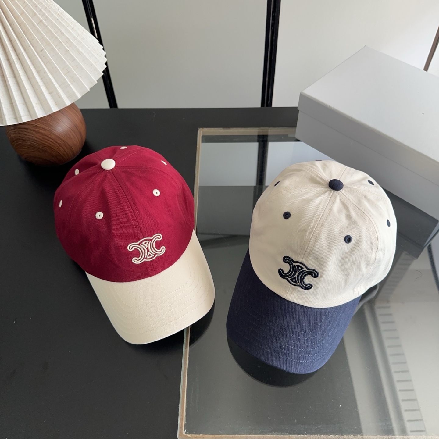 CELIN*·赛琳ss新款凯旋门绣花棒球帽🧢帽型完全按照定做。凯旋门图案章仔区别市面版本，大小及圈圈毛质
