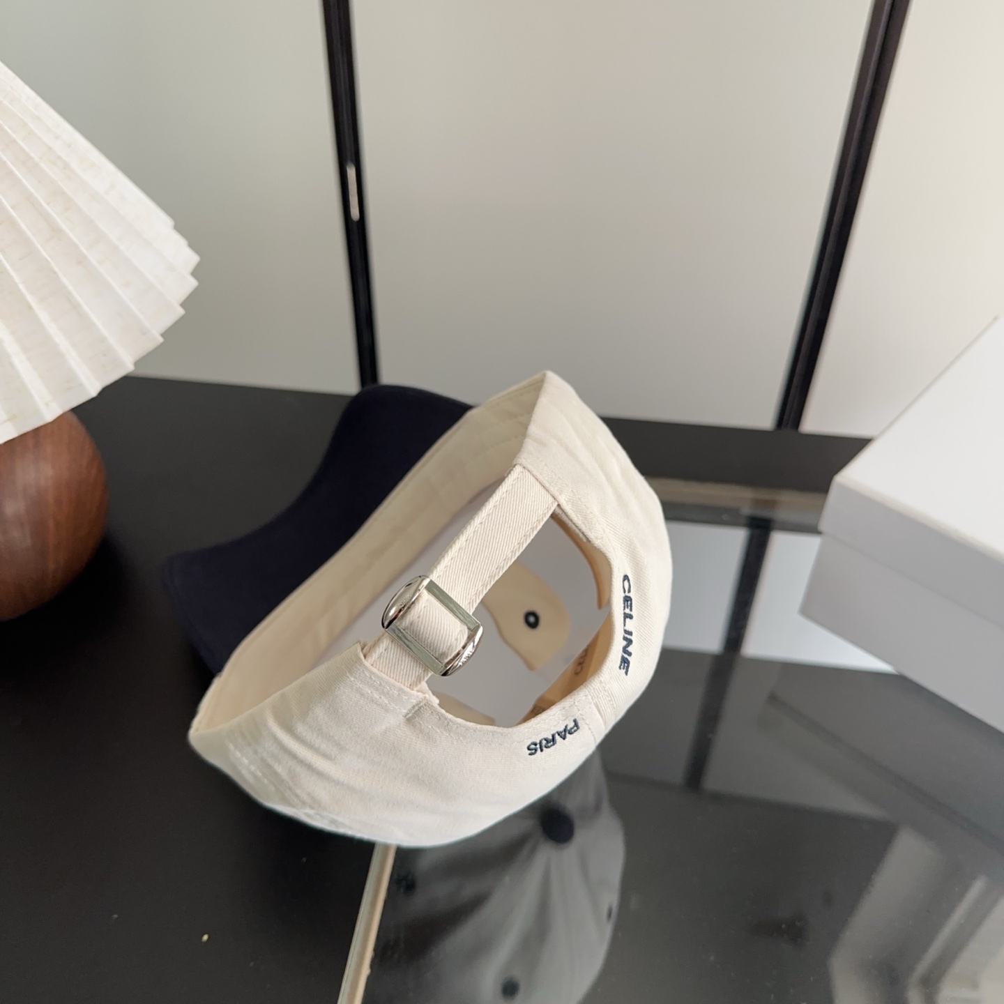 CELIN*·赛琳ss新款凯旋门绣花棒球帽🧢帽型完全按照定做。凯旋门图案章仔区别市面版本，大小及圈圈毛质