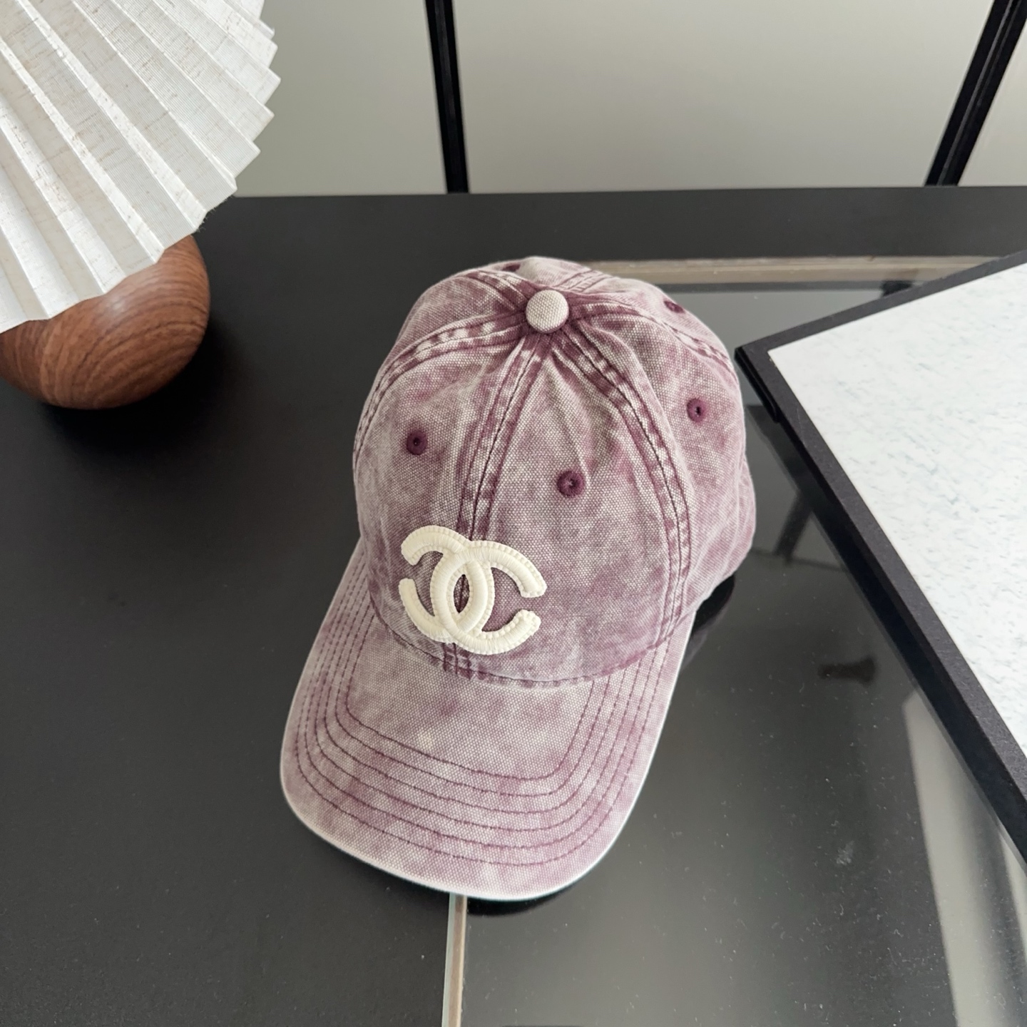 香奈儿新款经典休闲潮流款 上架简约棒球帽🧢日韩风格，随便搭配都超好看！出门旅游，绝对要入手的一款
