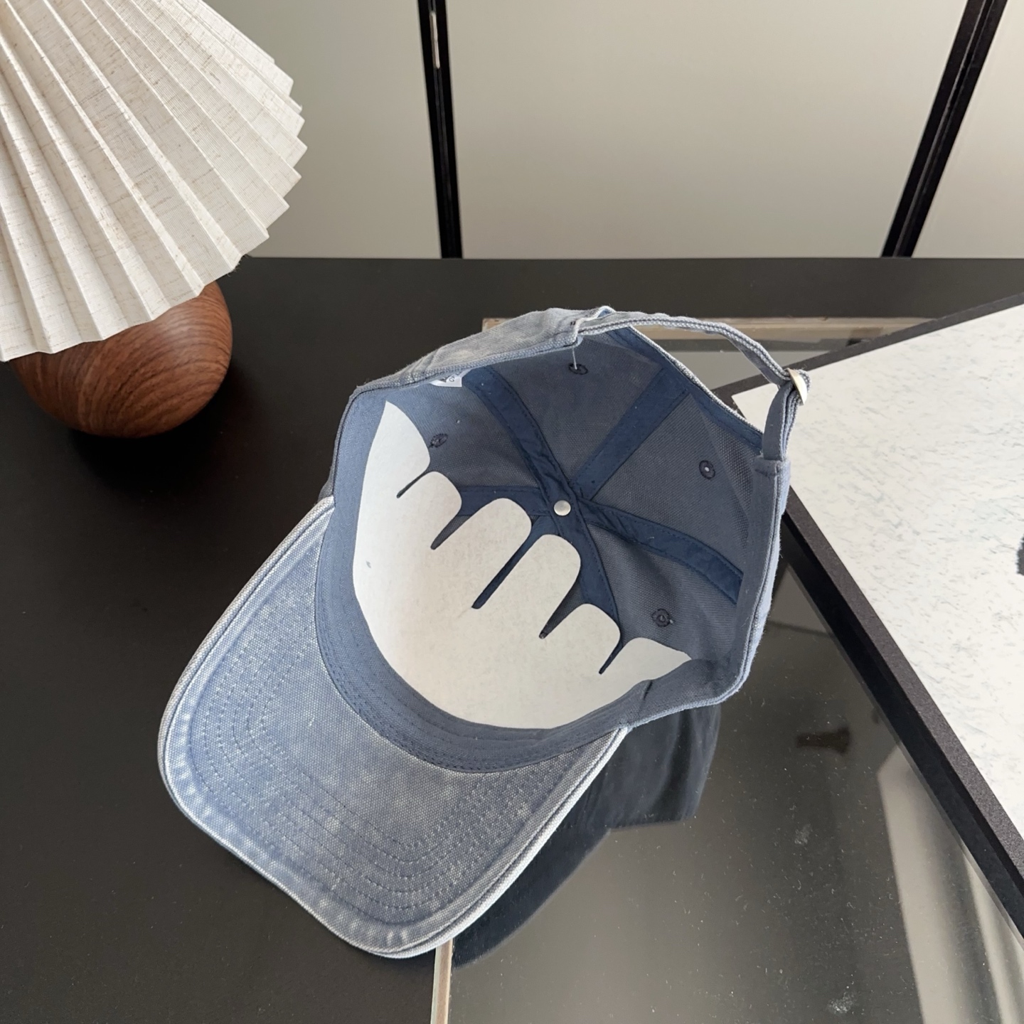 香奈儿新款经典休闲潮流款 上架简约棒球帽🧢日韩风格，随便搭配都超好看！出门旅游，绝对要入手的一款