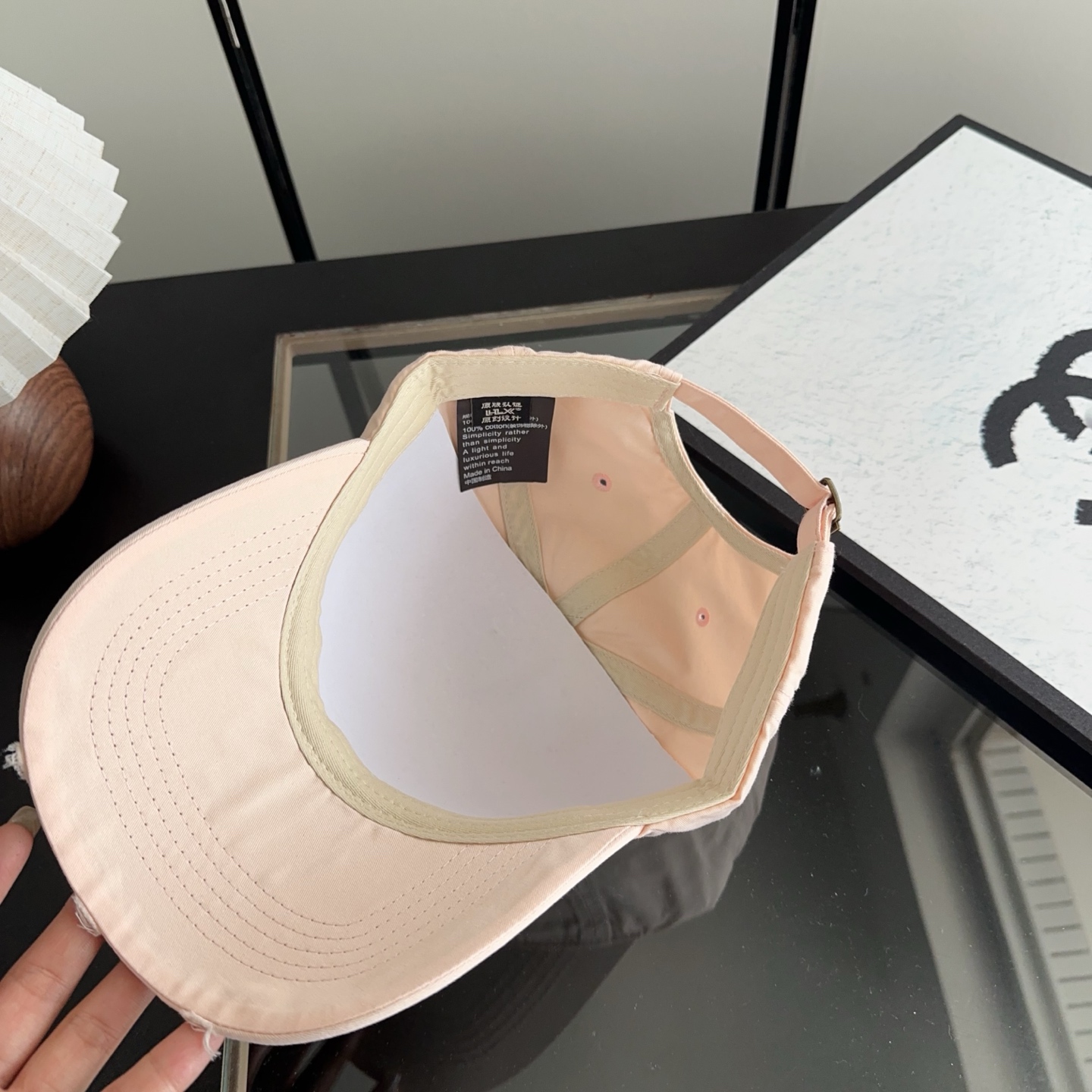 Balencia*a 巴黎世家刺绣字母新款棒球帽现货秒发🧢简约时尚超级无敌好看的帽子！情侣款！