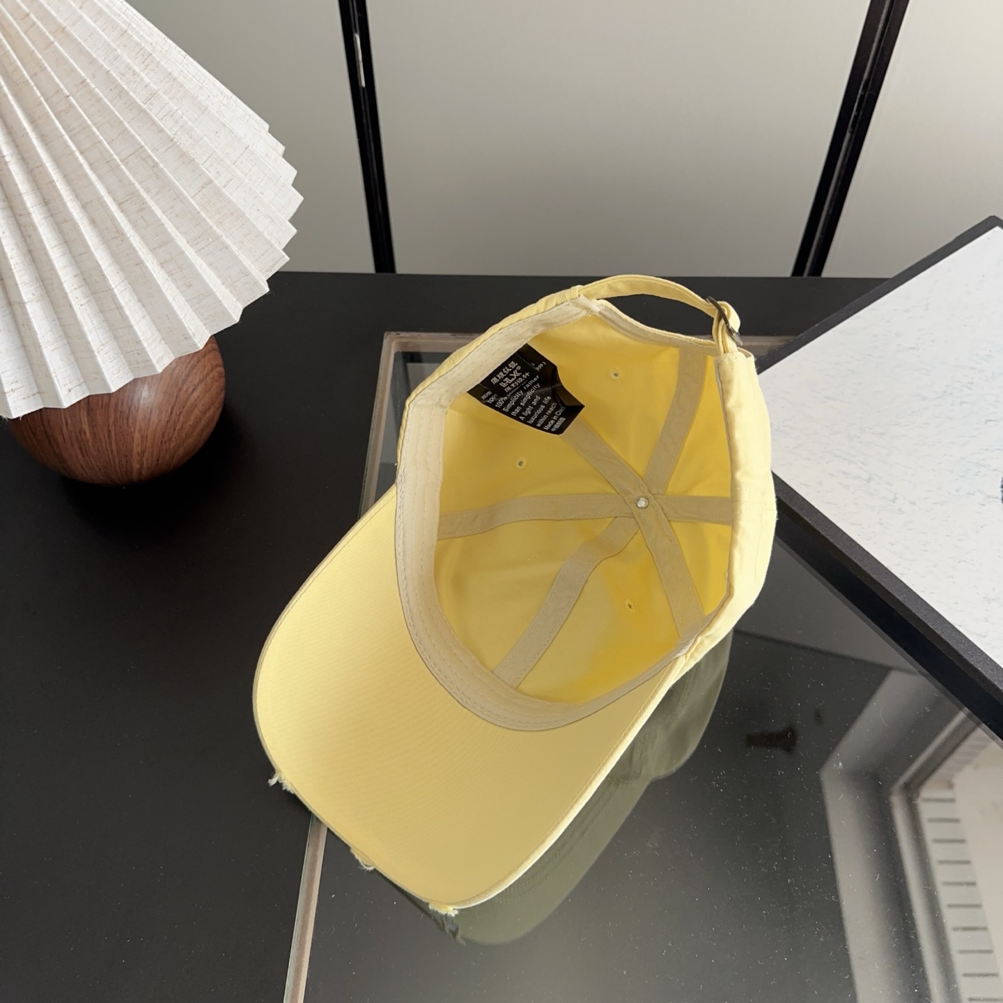 Balencia*a 巴黎世家刺绣字母新款棒球帽现货秒发🧢简约时尚超级无敌好看的帽子！情侣款！