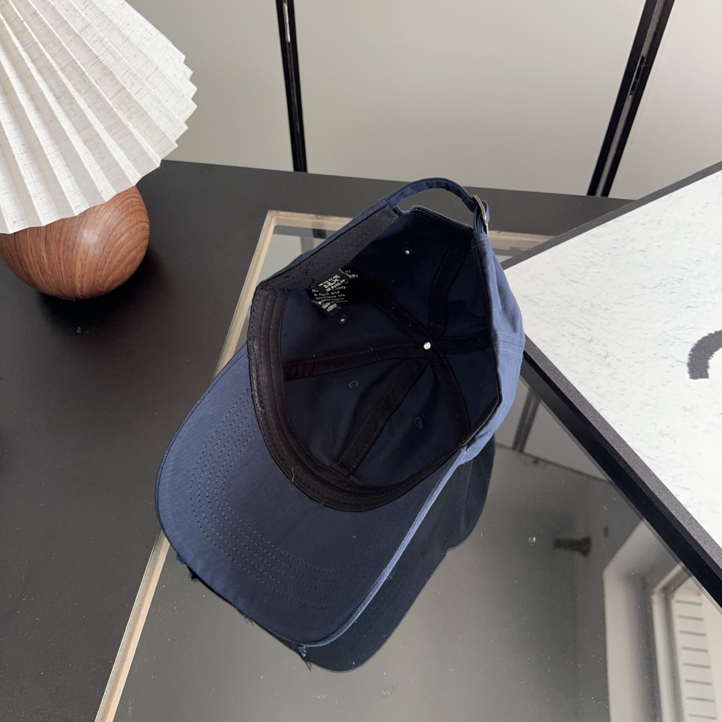 Balencia*a 巴黎世家刺绣字母新款棒球帽现货秒发🧢简约时尚超级无敌好看的帽子！情侣款！
