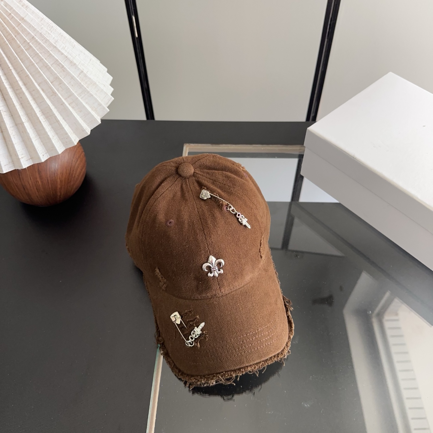 Chrome Hearts 克罗心💓早春韩版时尚复古做旧破洞帽子磨损设计百搭棒球帽鸭舌帽