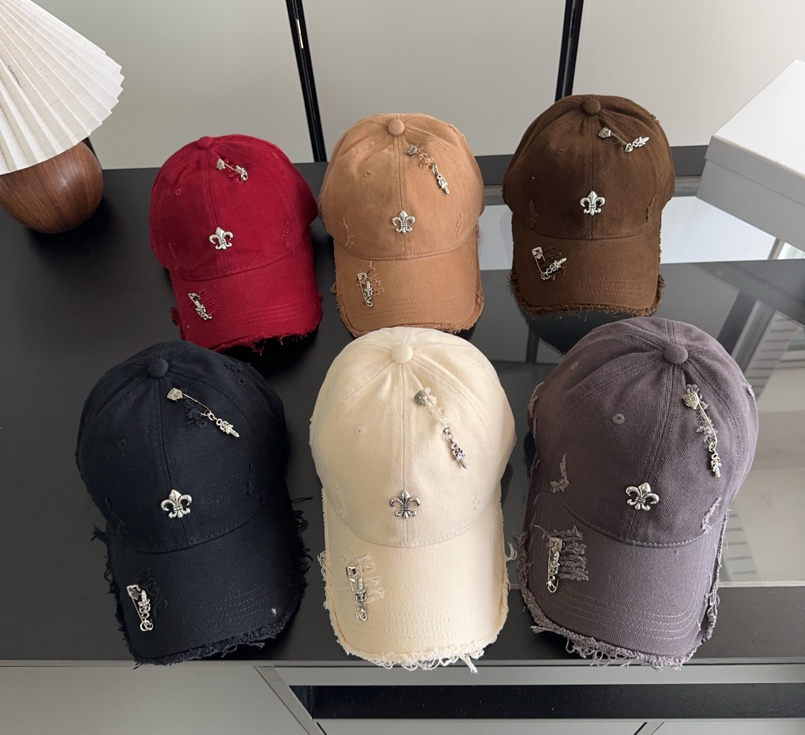 Chrome Hearts 克罗心💓早春韩版时尚复古做旧破洞帽子磨损设计百搭棒球帽鸭舌帽
