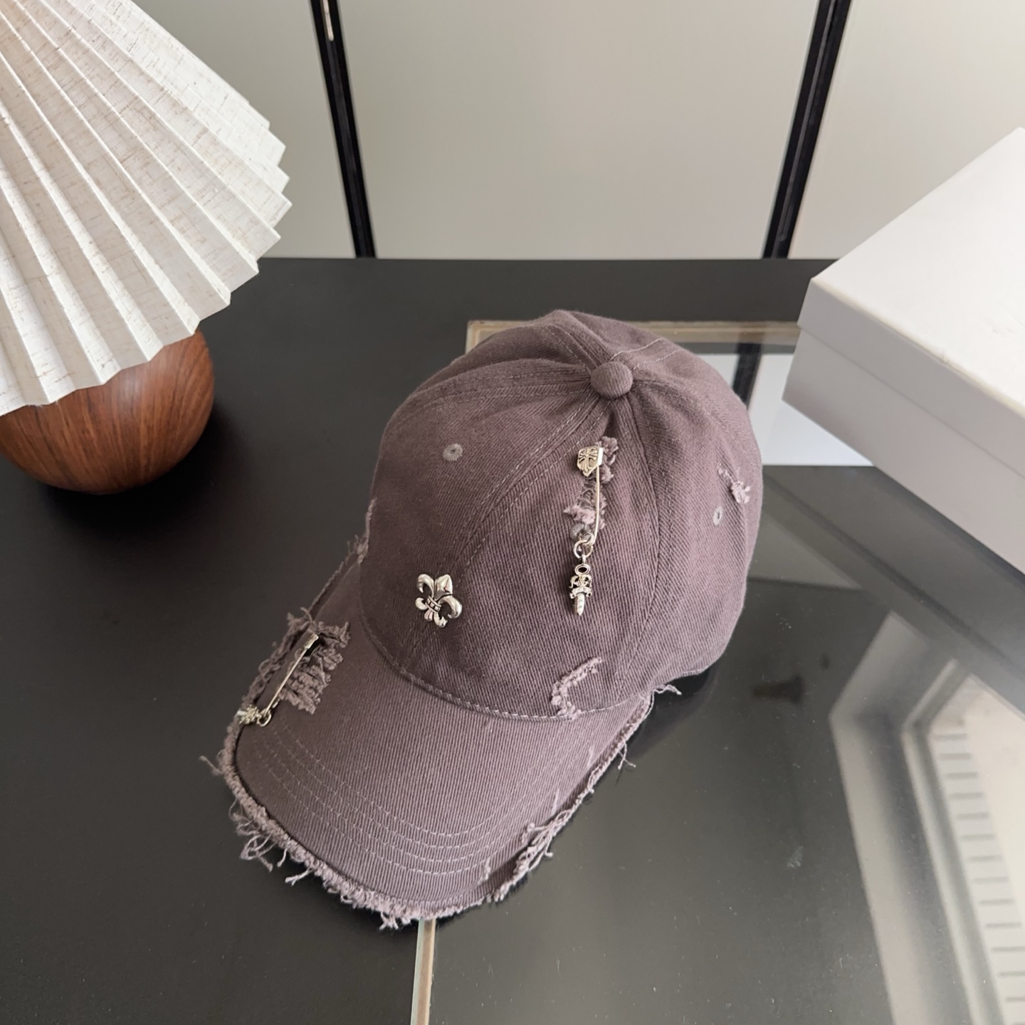 Chrome Hearts 克罗心💓早春韩版时尚复古做旧破洞帽子磨损设计百搭棒球帽鸭舌帽