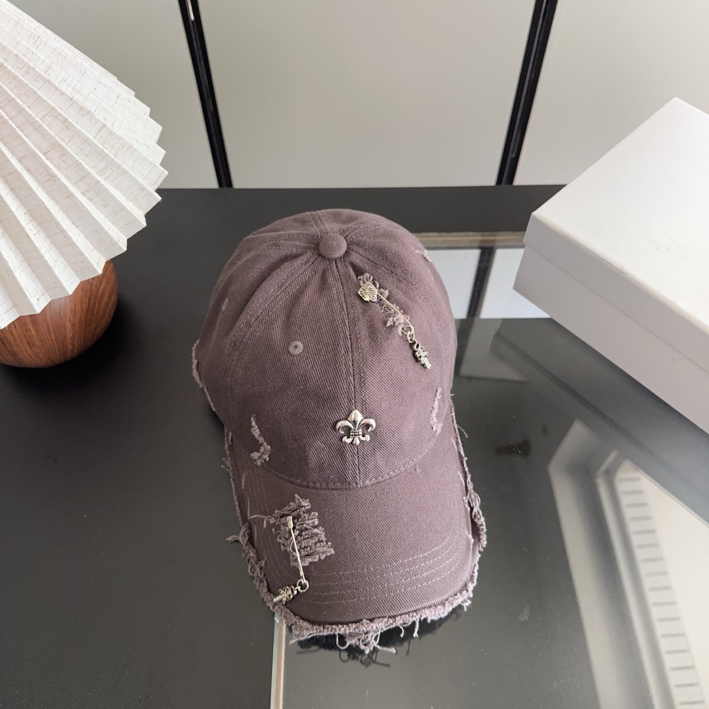 Chrome Hearts 克罗心💓早春韩版时尚复古做旧破洞帽子磨损设计百搭棒球帽鸭舌帽