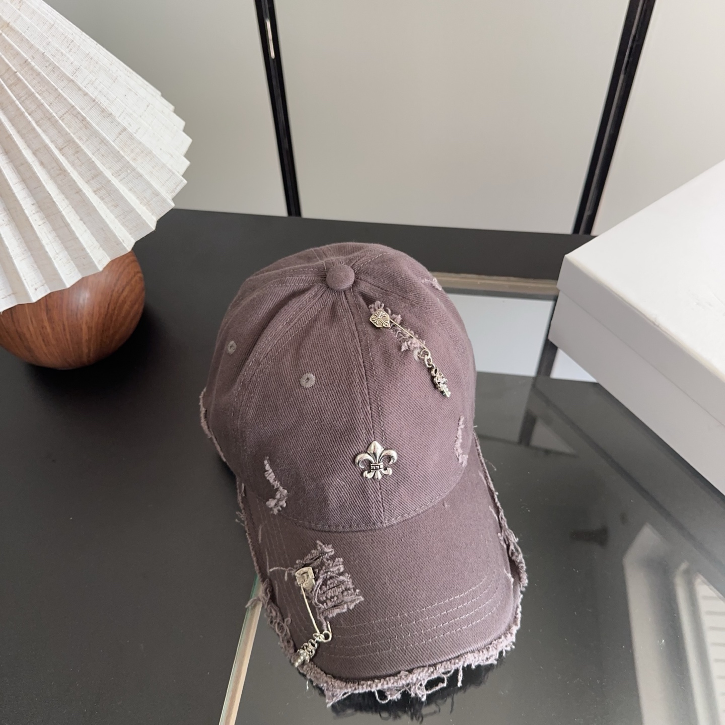 Chrome Hearts 克罗心💓早春韩版时尚复古做旧破洞帽子磨损设计百搭棒球帽鸭舌帽